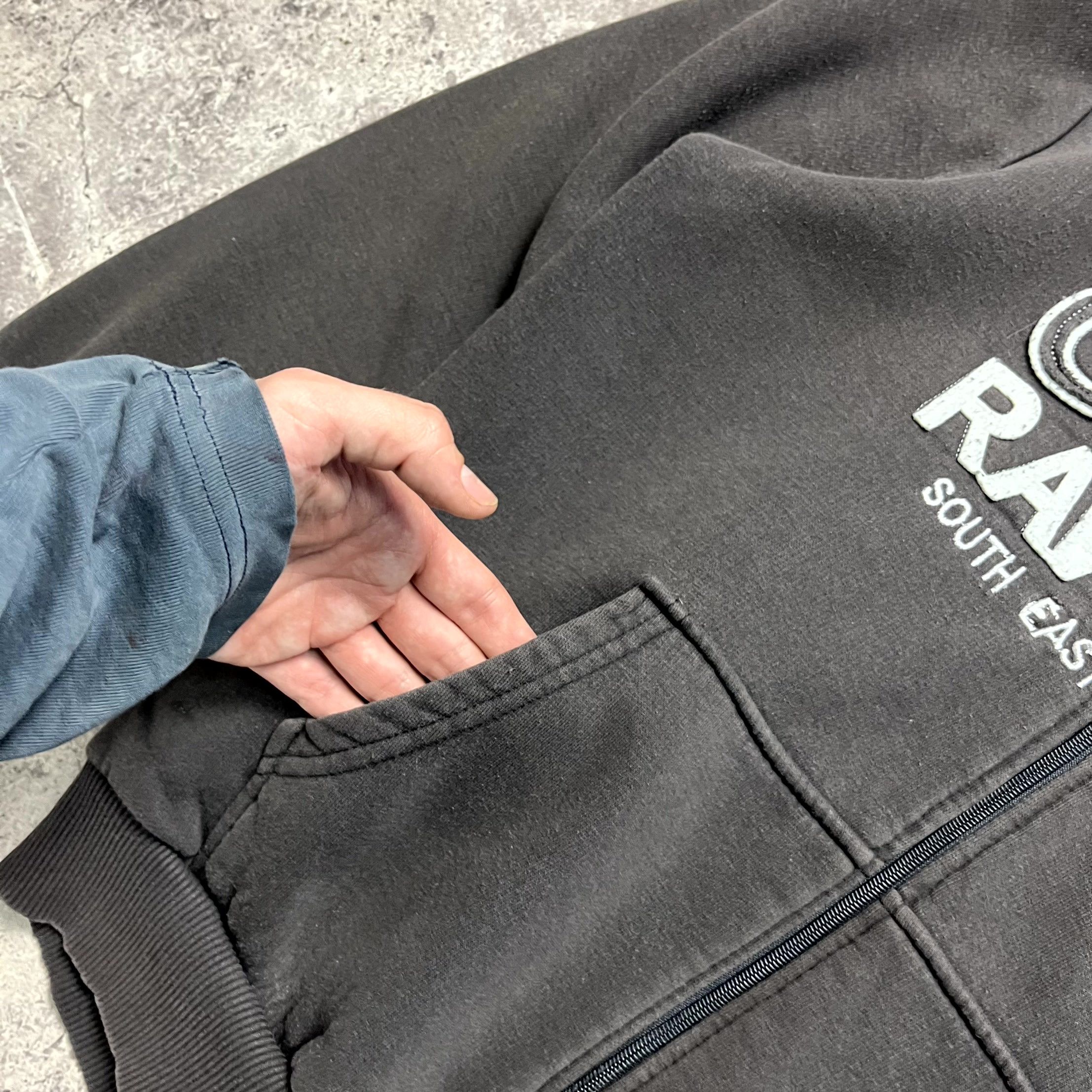 G-Star Y2K G-Star Raw Full Zip Big Logo Brown Hoodie Size L Size US L / EU 52-54 / 3 - 6 Thumbnail