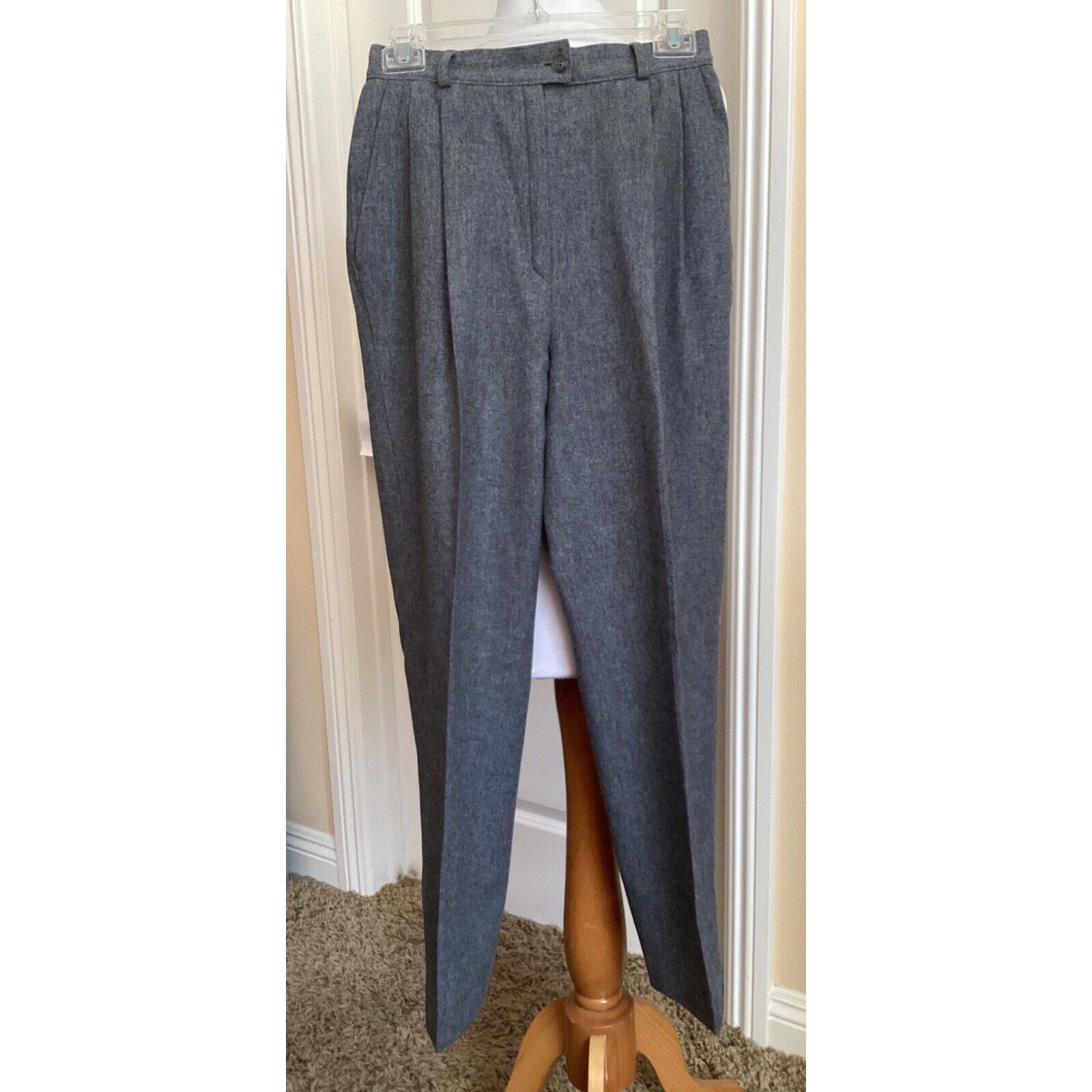 Pendleton VINTAGE PENDLETON 100% VIRGIN WOOL GRAY PLEATED PANTS SZ 8P Size 30" / US 8 / IT 44 - 1 Thumbnail