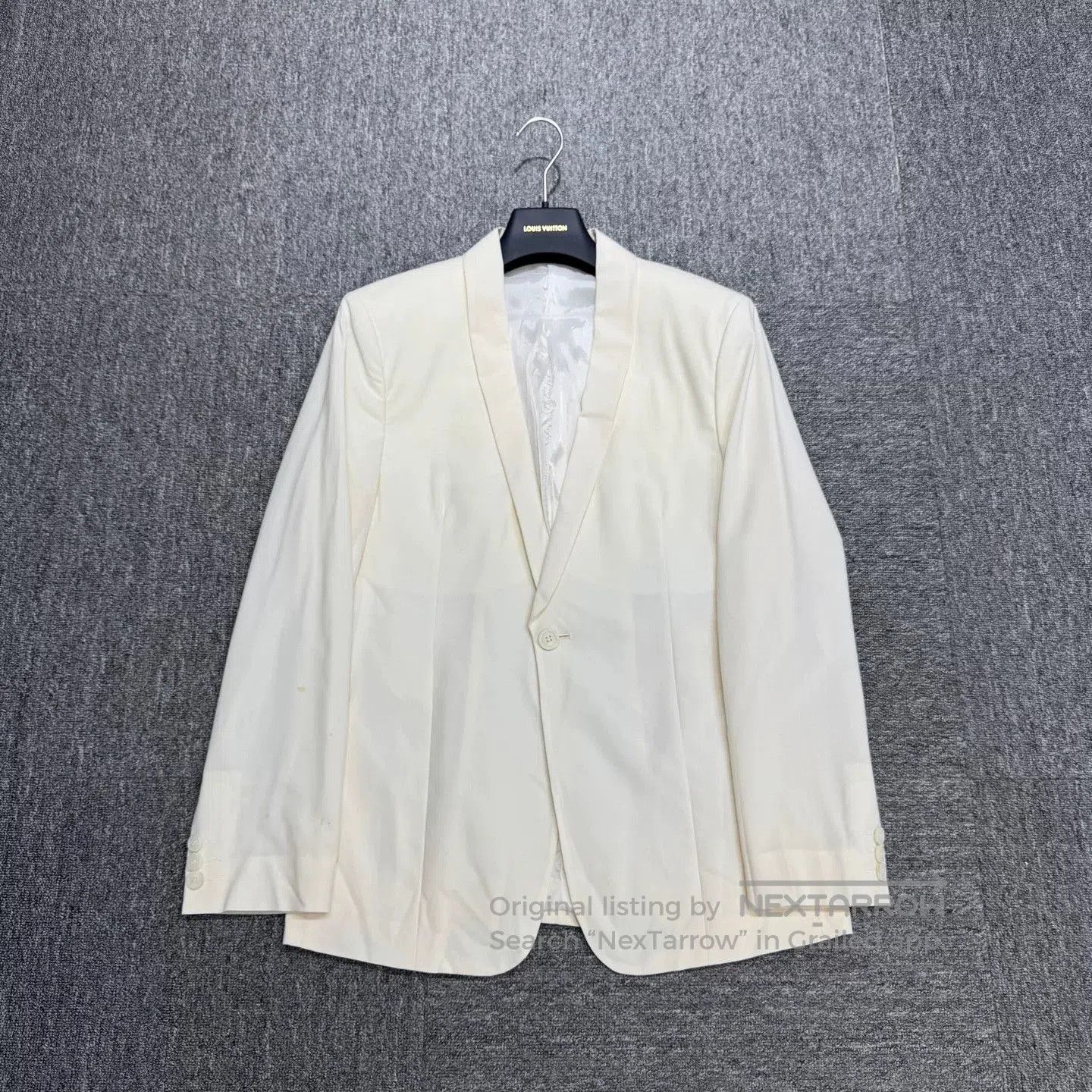 Emporio Armani Emporio Armani Solid Wool Blazer. Size US S / EU 44-46 / 1 - 1 Thumbnail
