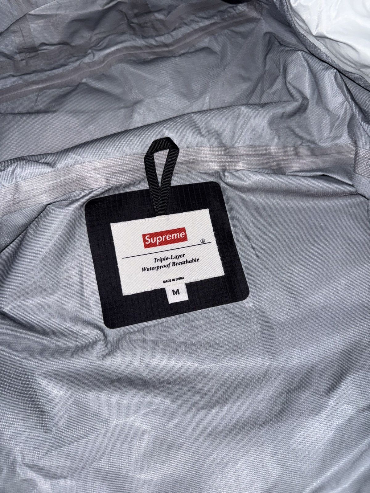 Supreme Supreme tape logo jacket Size US M / EU 48-50 / 2 - 9 Thumbnail