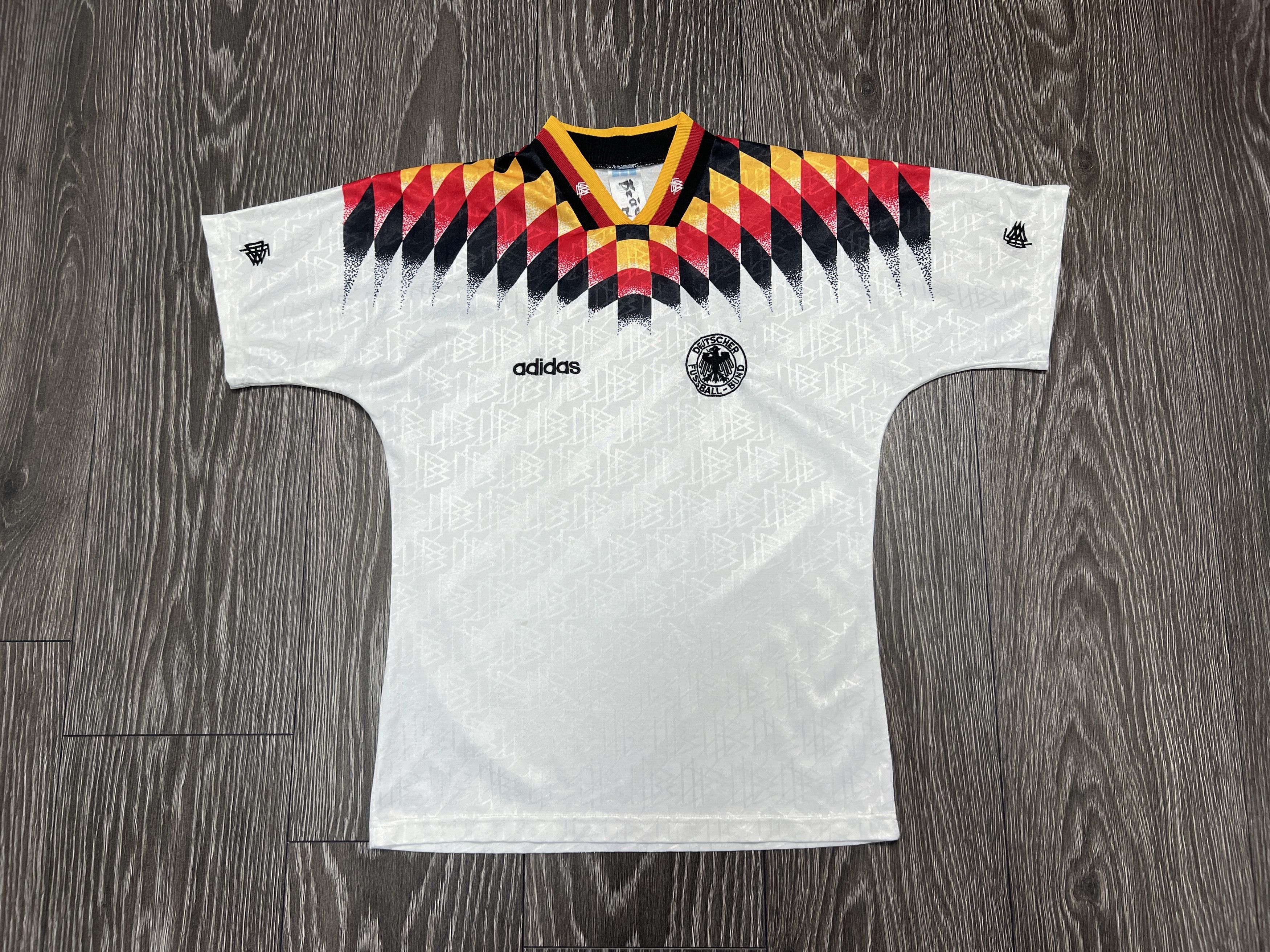 Adidas Vintage Germany 1994 1995 Home Football Soccer Jersey Shirt Size US XS / EU 42 / 0 - 1 Thumbnail