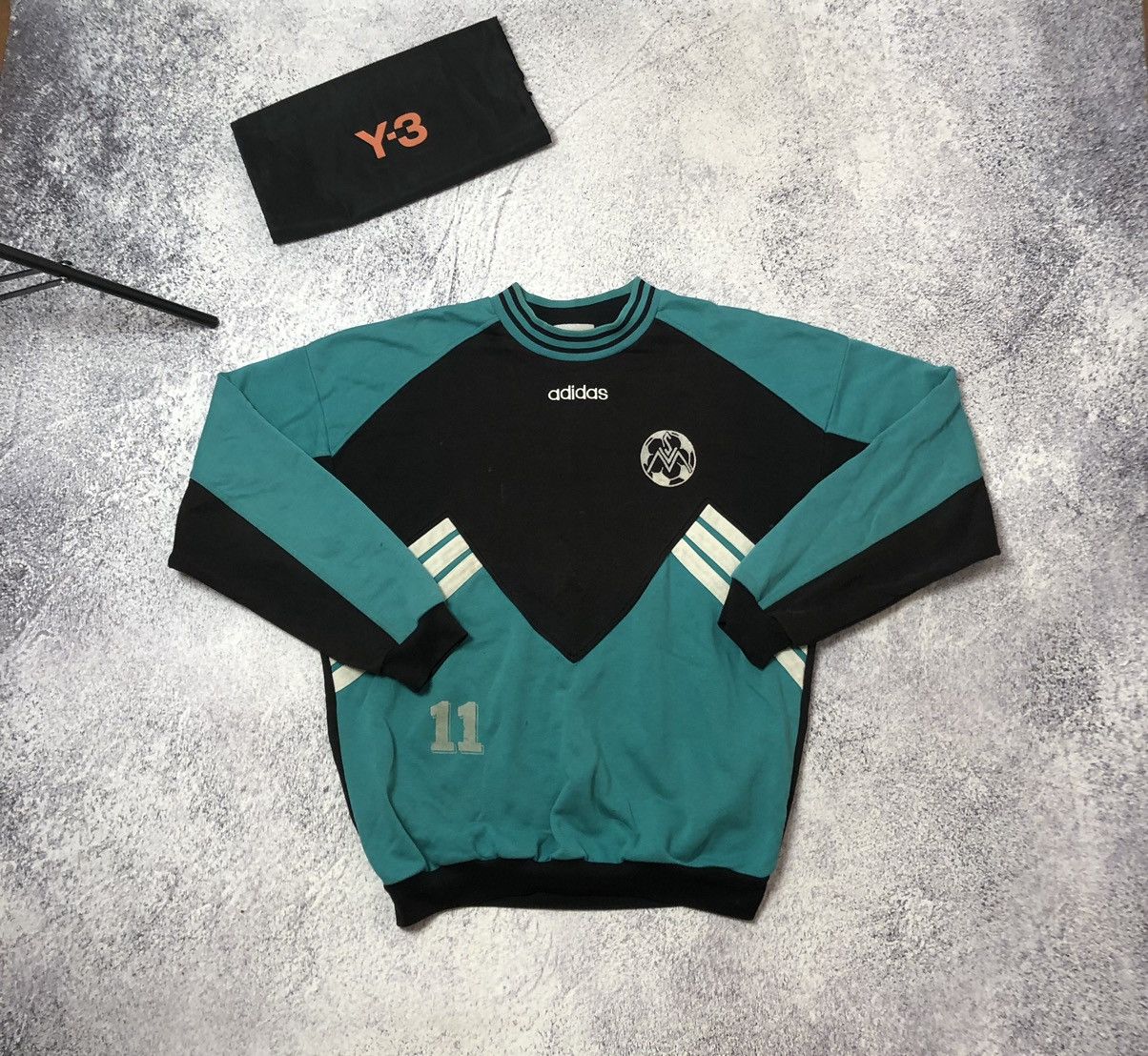 Adidas × Vintage Vintage men’s sweater adidas very rare y2k usa Size US M / EU 48-50 / 2 - 1 Thumbnail