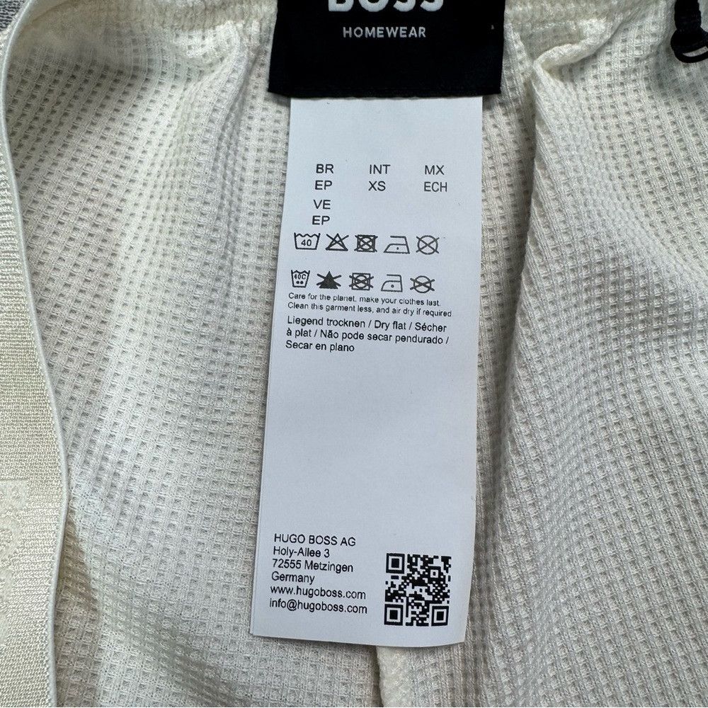 Hugo Boss NWT New Hugo Boss Codes Long Loungewear Open White Wool Ble Size 26" / US 2 / IT 38 - 8 Thumbnail