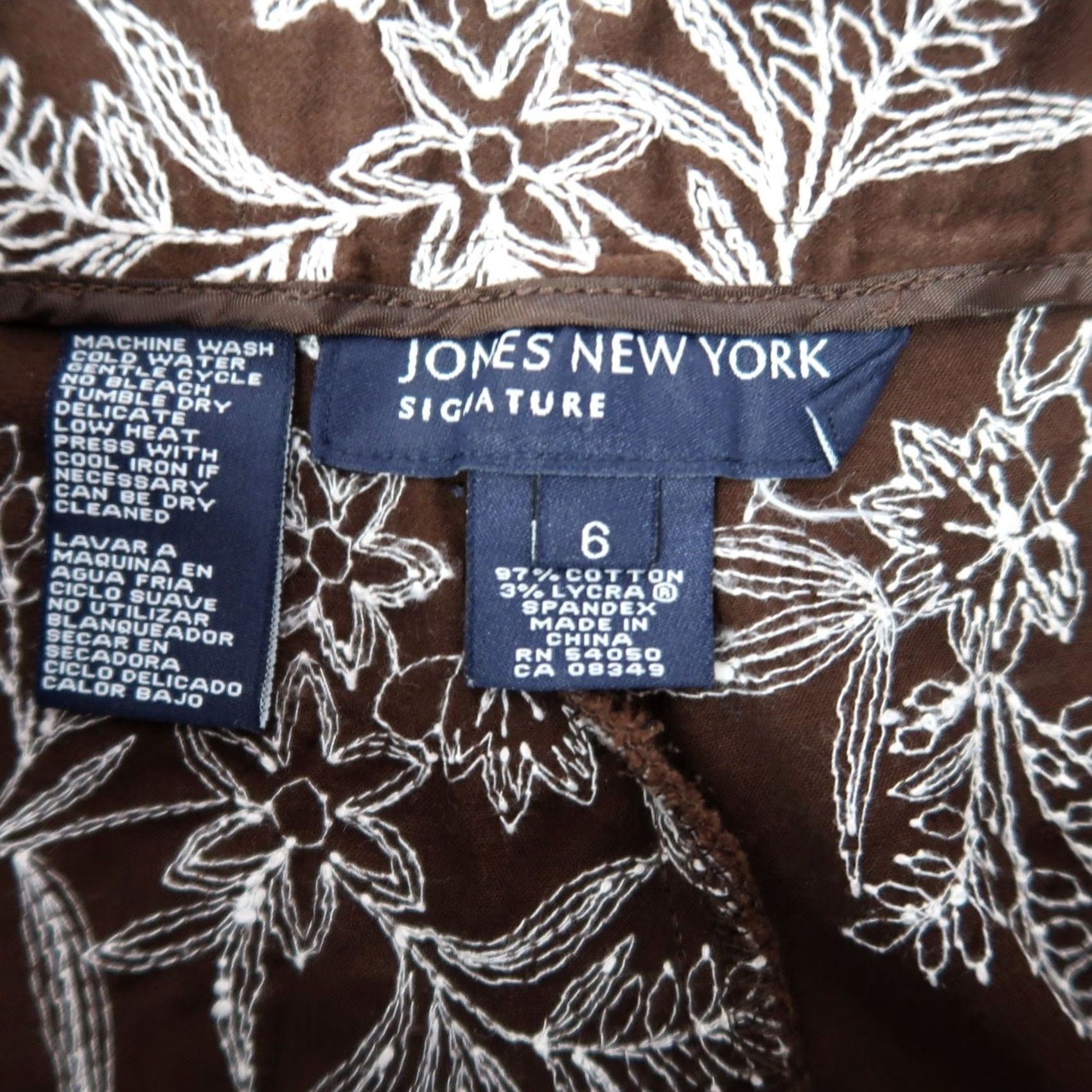 Jones New York VINTAGE Jones New York Floral Embroidered Crop Pants Womens 6 Brown White Cotton Inseam 24" Bohemian 90s Size 28" / US 6 / IT 42 - 4 Thumbnail