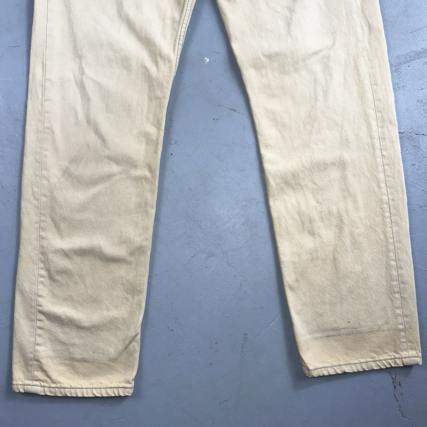 Levi's VINTAGE Levi's 501 Jeans Men 36x32 Straight USA 90s Denim Cotton Ivory Yellow Khaki Button Closure Modern Classic Size US 36 / EU 52 - 3 Thumbnail