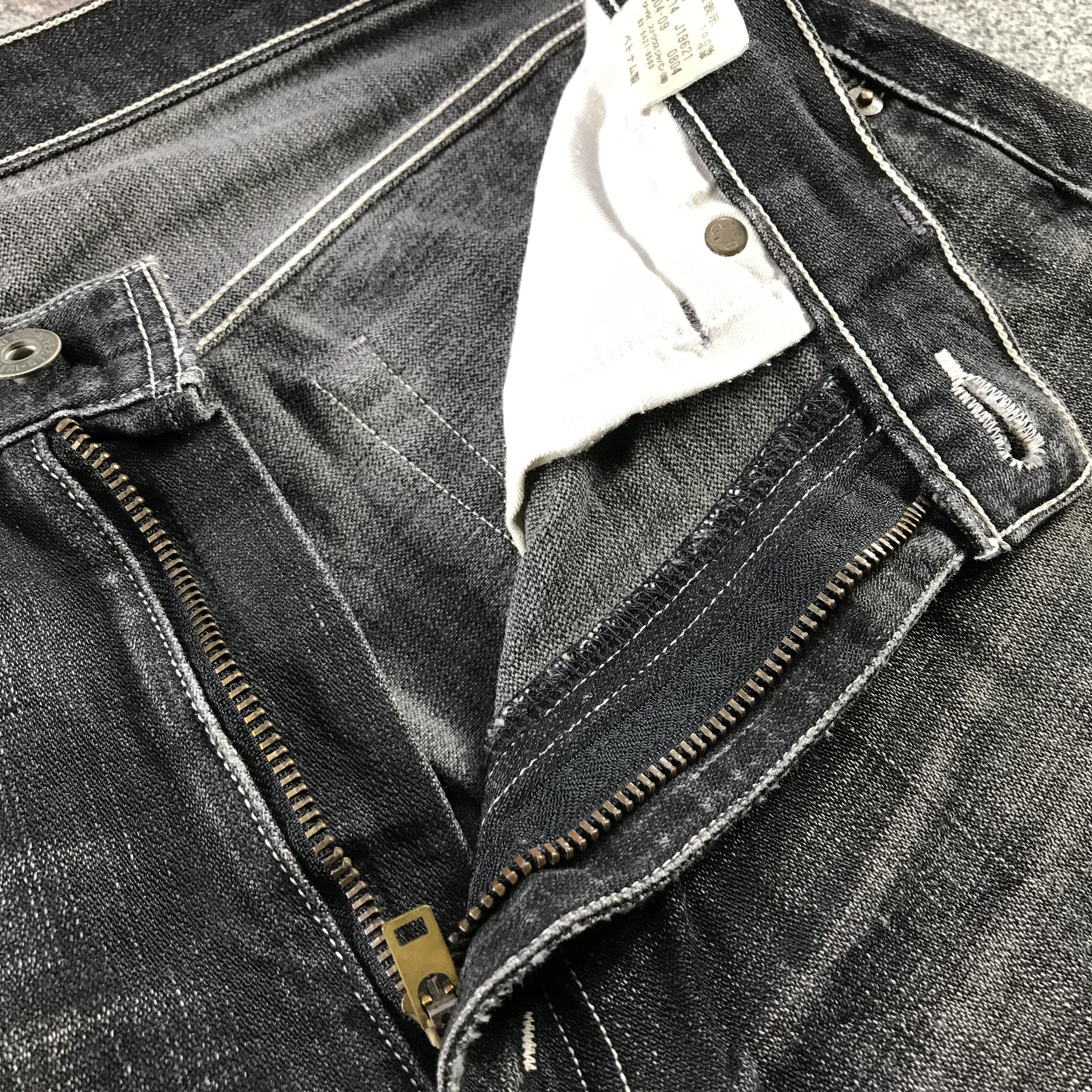 Levi's Distress Vintage Levis 504 Jeans Faded Black Denim KJ3350 Size US 32 / EU 48 - 9 Thumbnail