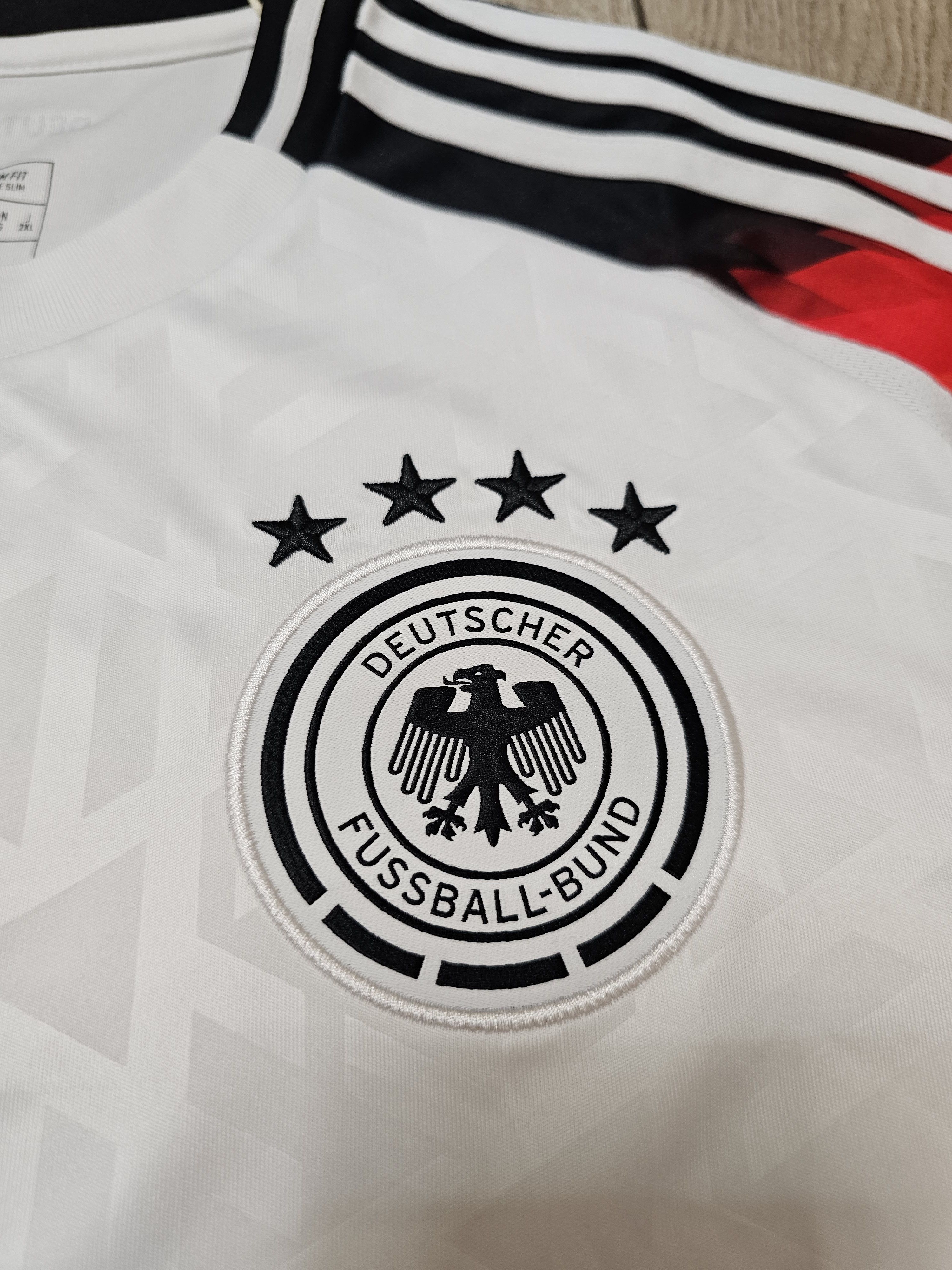 Adidas GERMANY 2024 HOME EURO KROOS FOOTBALL SHIRT SOCCER JERSEY Size US L / EU 52-54 / 3 - 4 Thumbnail
