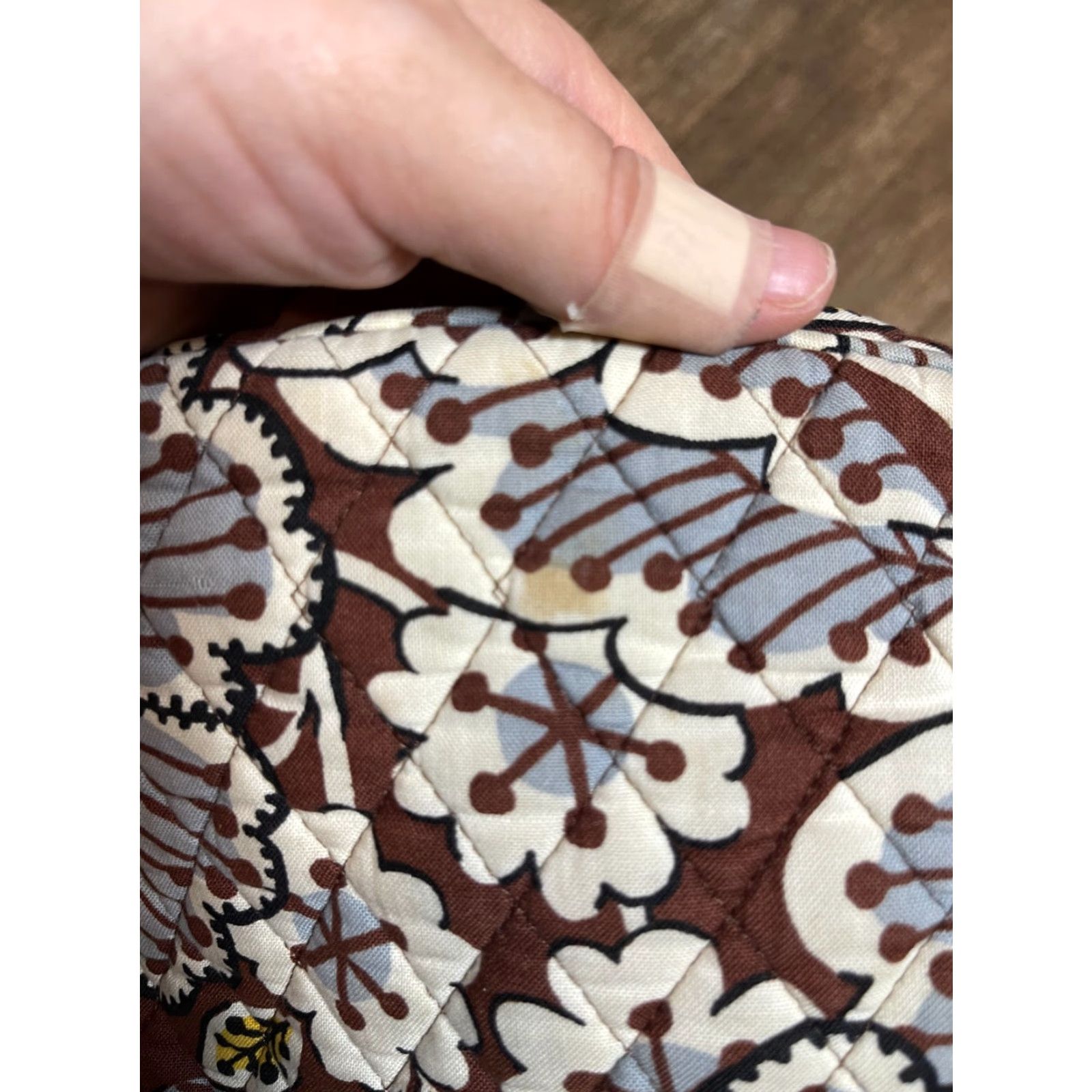 Vera Bradley Vera Bradley Purse Brown Floral Colorful Pattern Large Exterior Brown Purse Size ONE SIZE - 4 Thumbnail