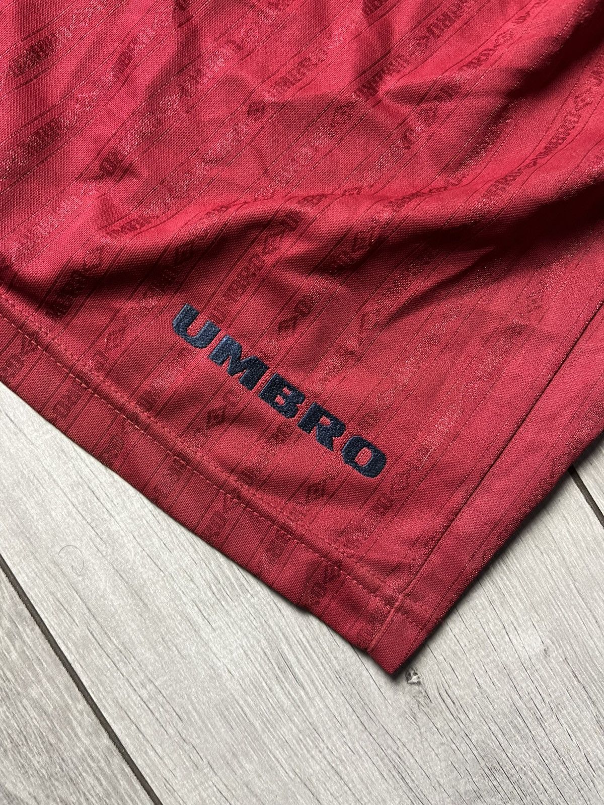 Umbro Umbro shorts vintage soccer football size XXLarge Size US 36 / EU 52 - 2 Thumbnail