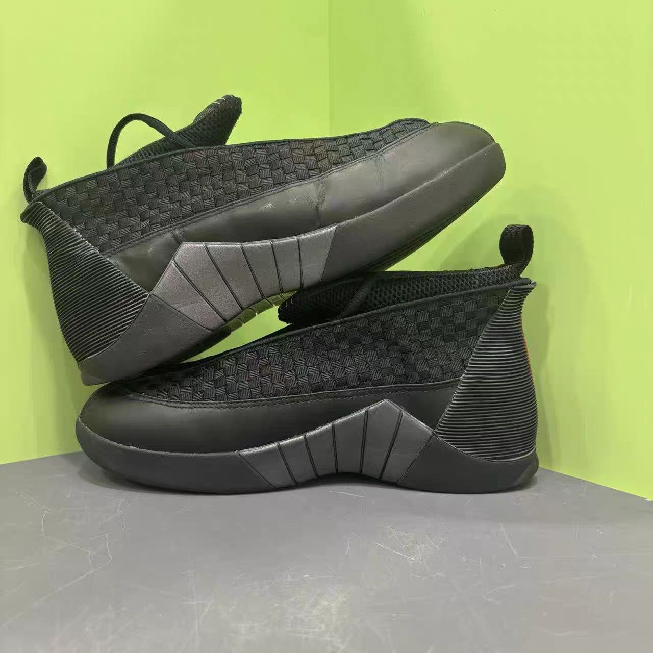 Jordan Brand Air Jordan 15 Black Red Fighter Jet 2007 Retro K15 Size US 10 / EU 43 - 3 Thumbnail