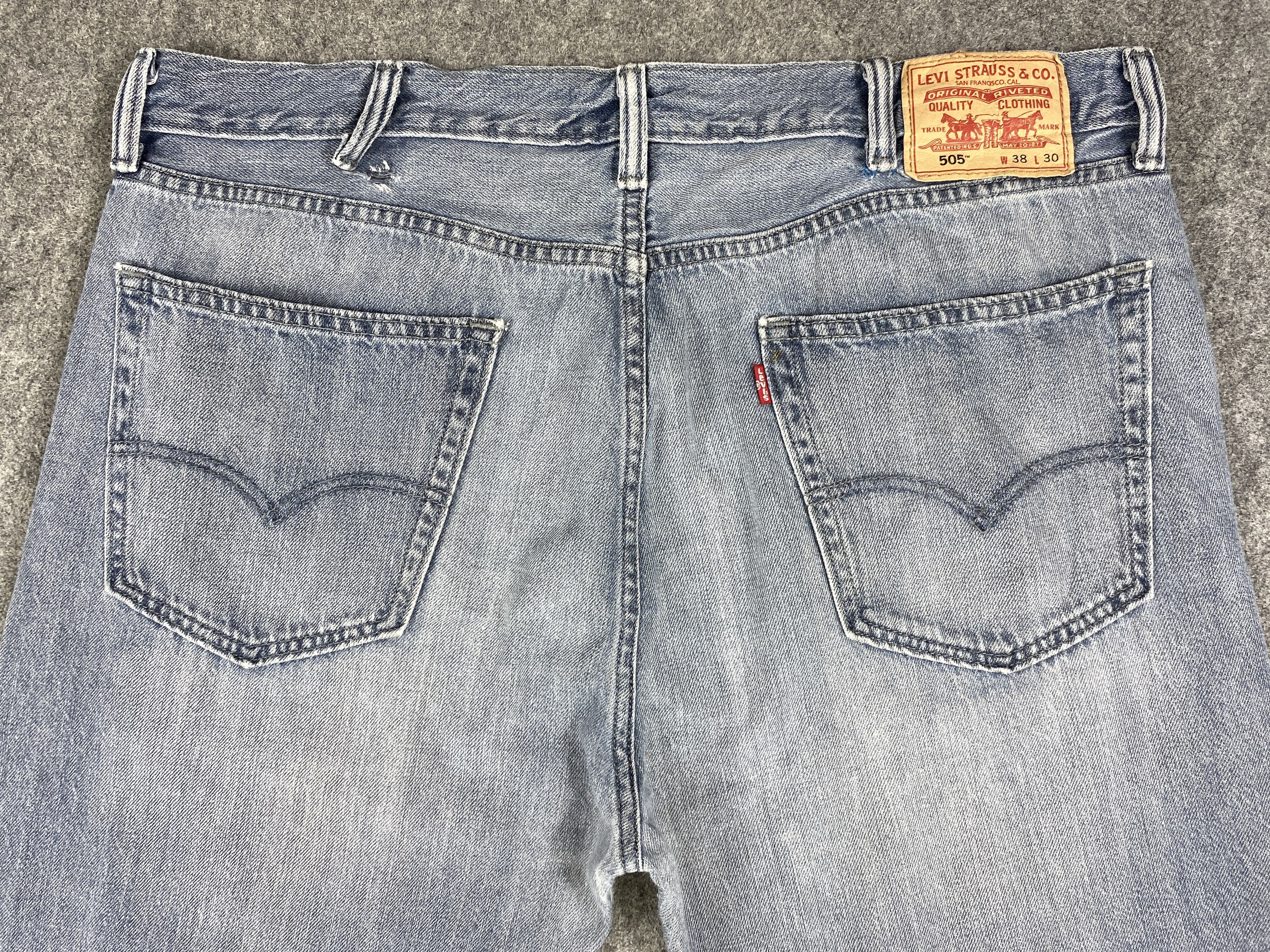 Faded Blue Vintage Levi's 505 Jeans 38x30 Denim JN1478