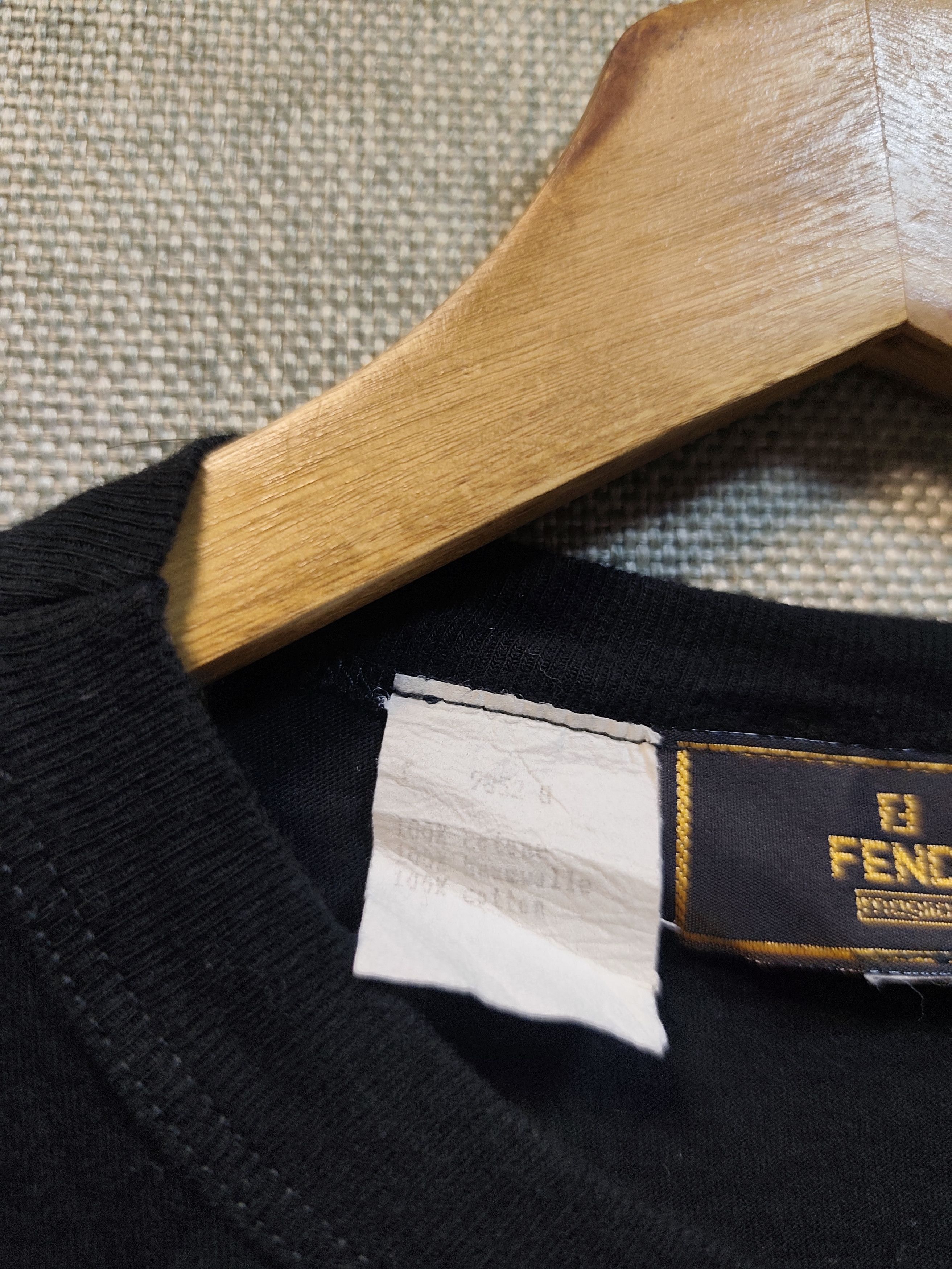Fendi Fendi embroidered tee Size US S / EU 44-46 / 1 - 5 Thumbnail