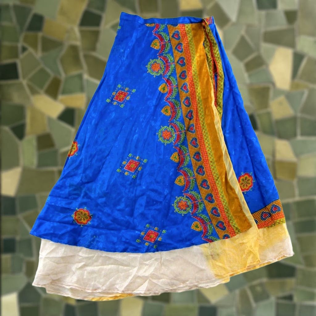 Vintage VINTAGE India Silk Blue Red Yellow Floral Paisley Long Reversible Wrap Skirt Size 36" / US 14 / IT 50 - 1 Thumbnail