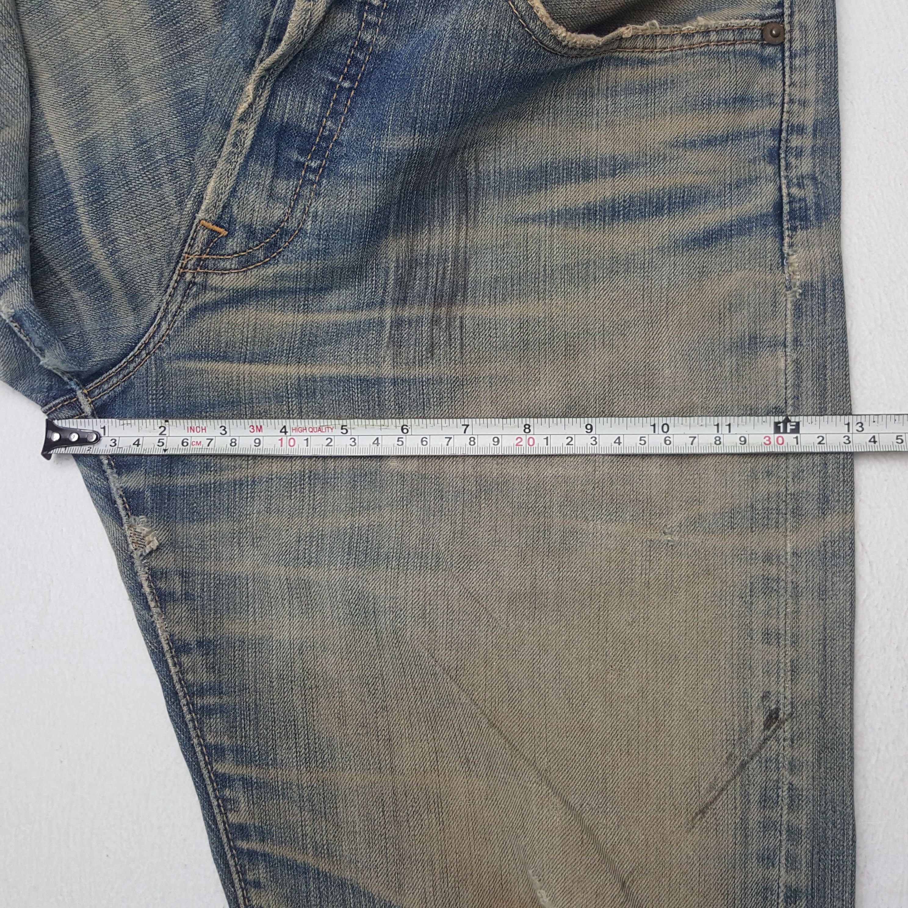 Levi's × Vintage Vintage Levi's 501 American Distressed Grunge Denim Jeans Size US 31 - 11 Thumbnail