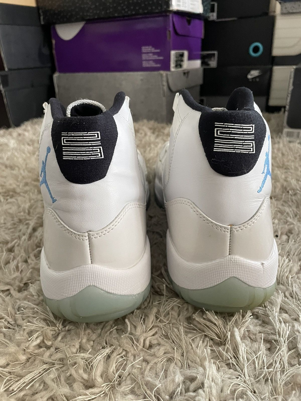 Jordan Brand Jordan 11 Legend Blue 2014 Size US 9 / EU 42 - 6 Thumbnail
