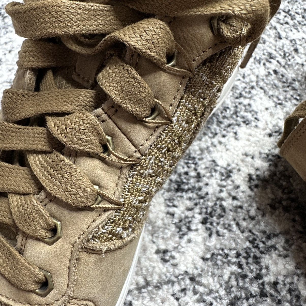 Nike NIKE LUNAR FORCE 1 FLYKNIT WORKBOOT GOLDEN BEIGE Size US 8 / EU 41 - 14 Thumbnail