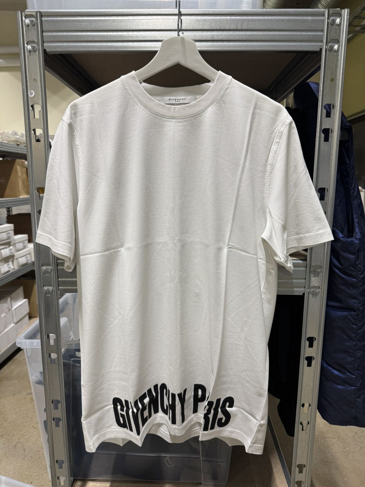 Givenchy Givenchy Logo T-Shirt NEW 600$ Size US M / EU 48-50 / 2 - 1 Thumbnail