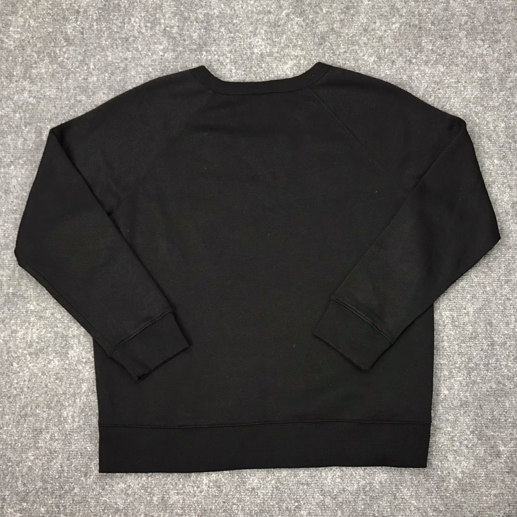 Old Navy VINTAGE NWOT Old Navy Women's Black Crewneck Sweatshirt Large Gusset Style Pullover Size L / US 10 / IT 46 - 3 Thumbnail