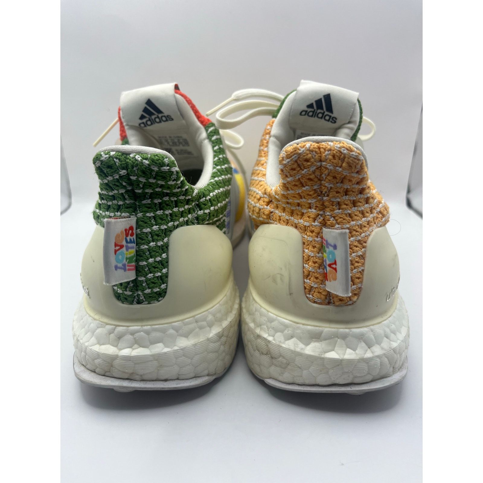Adidas Adidas Ultraboost 5.0 DNA Love Unites Pride Running Shoes Size US 8.5 / EU 41-42 - 6 Thumbnail