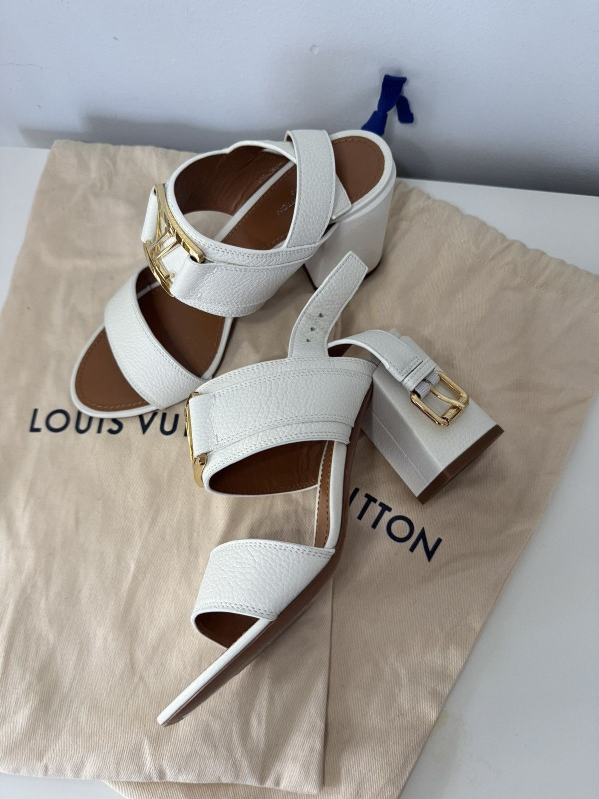 Louis Vuitton Louis Vuitton Horizon Sandals Size US 7 / IT 37 - 9 Thumbnail