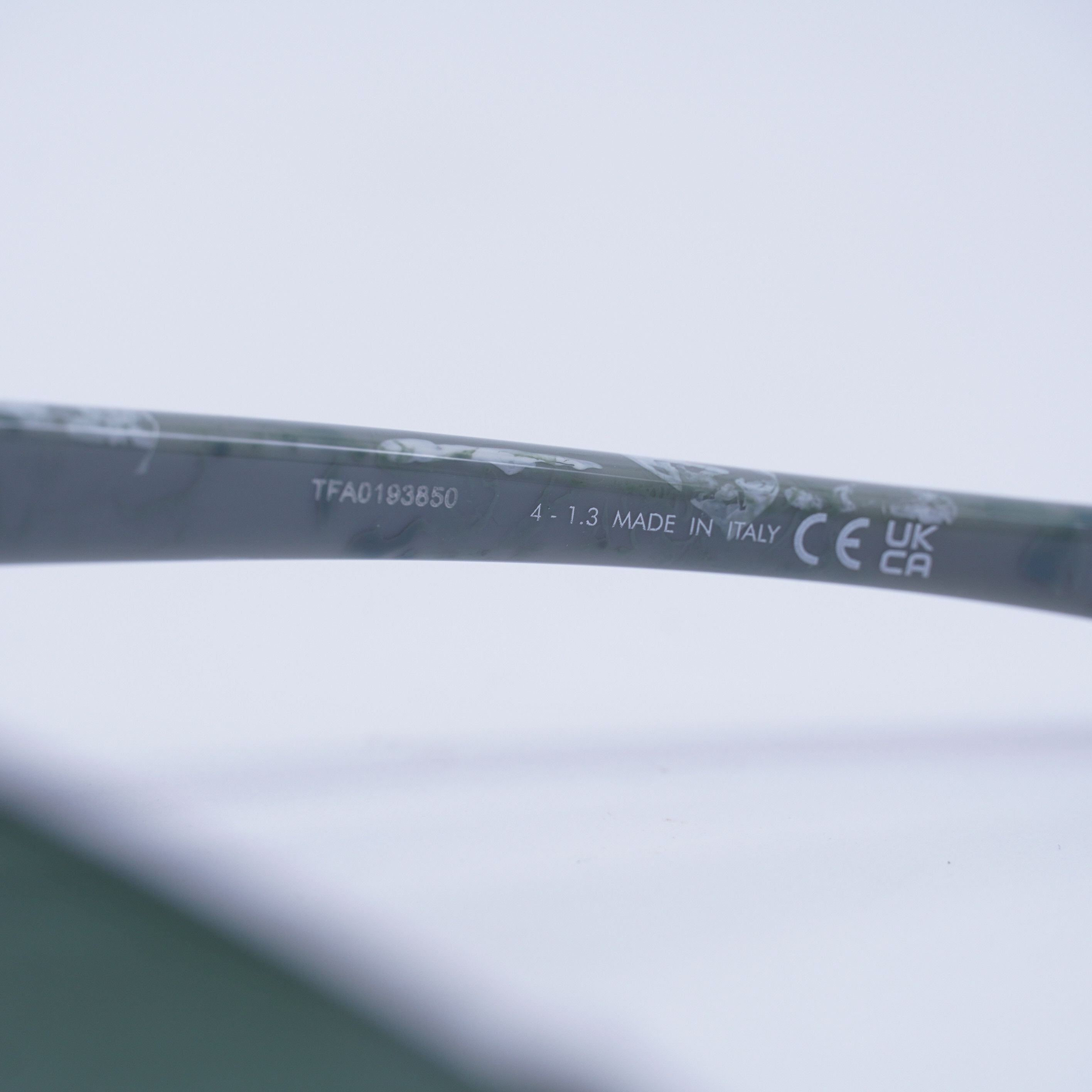 Dior Dior DIORBAY M1U 55C1 Sunglasses Green Geometric Frame Size ONE SIZE - 10 Thumbnail