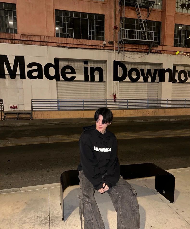 Balenciaga Balenciaga Black old hooded sweater with holes. Size US L / EU 52-54 / 3 - 8 Thumbnail