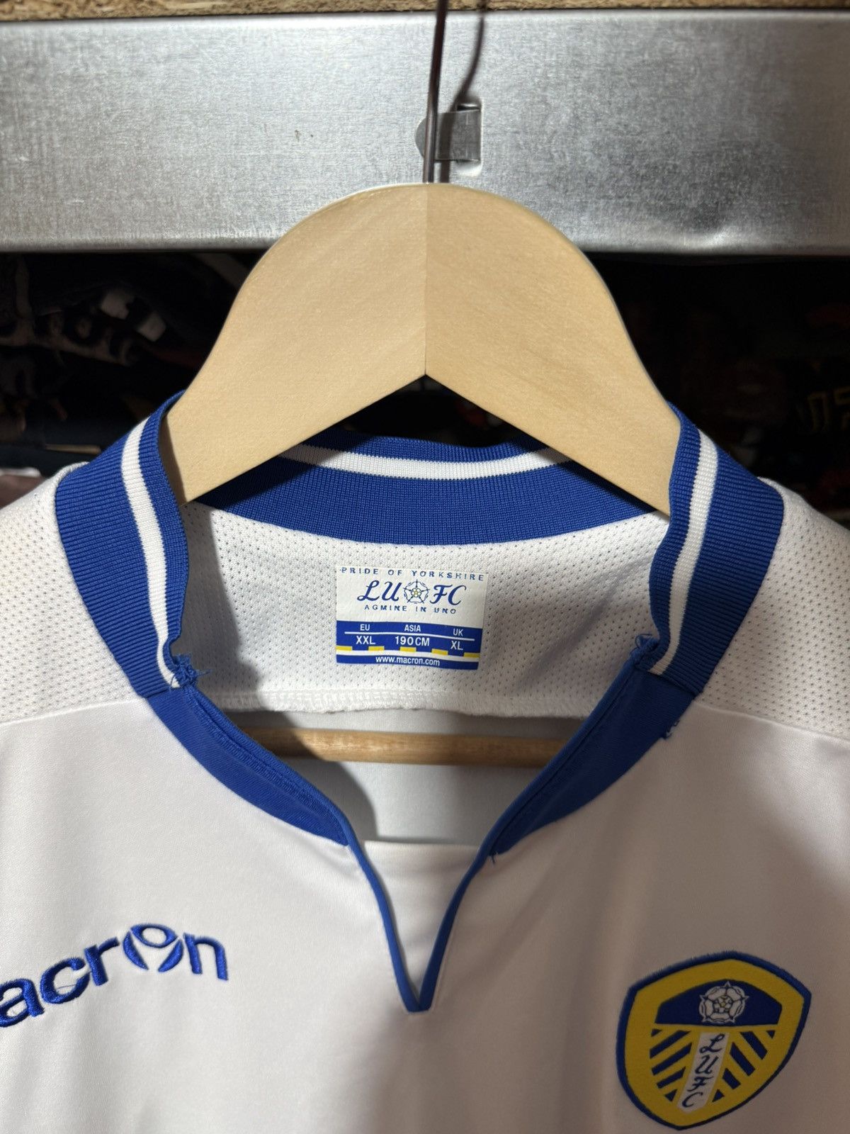 Macron Vintage Macron Leeds United 2012 2013 Home Soccer Jersey Size US XL / EU 56 / 4 - 5 Thumbnail
