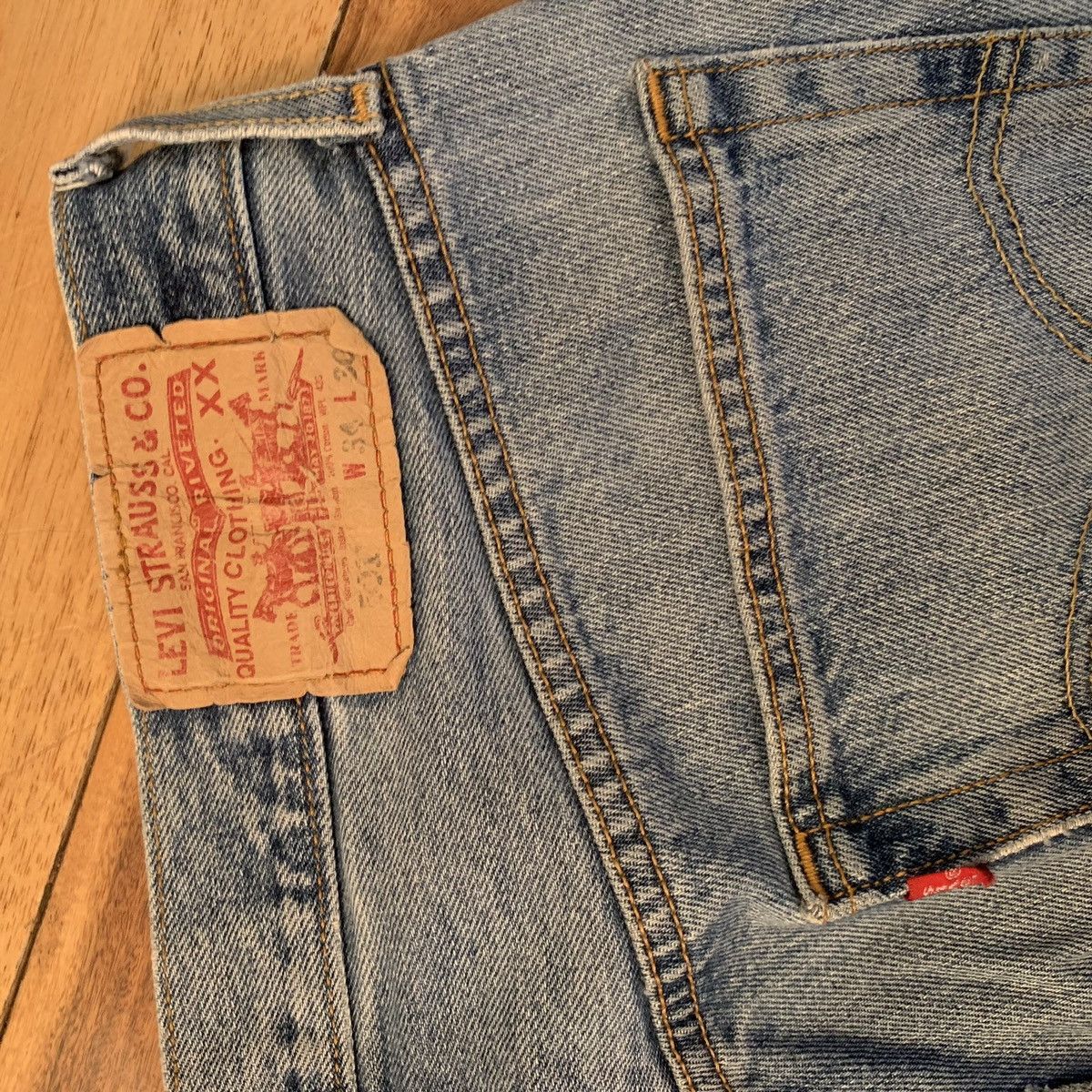 Levi's Vintage Levi’s 501 Button Fly Jeans Size US 34 / EU 50 - 4 Thumbnail