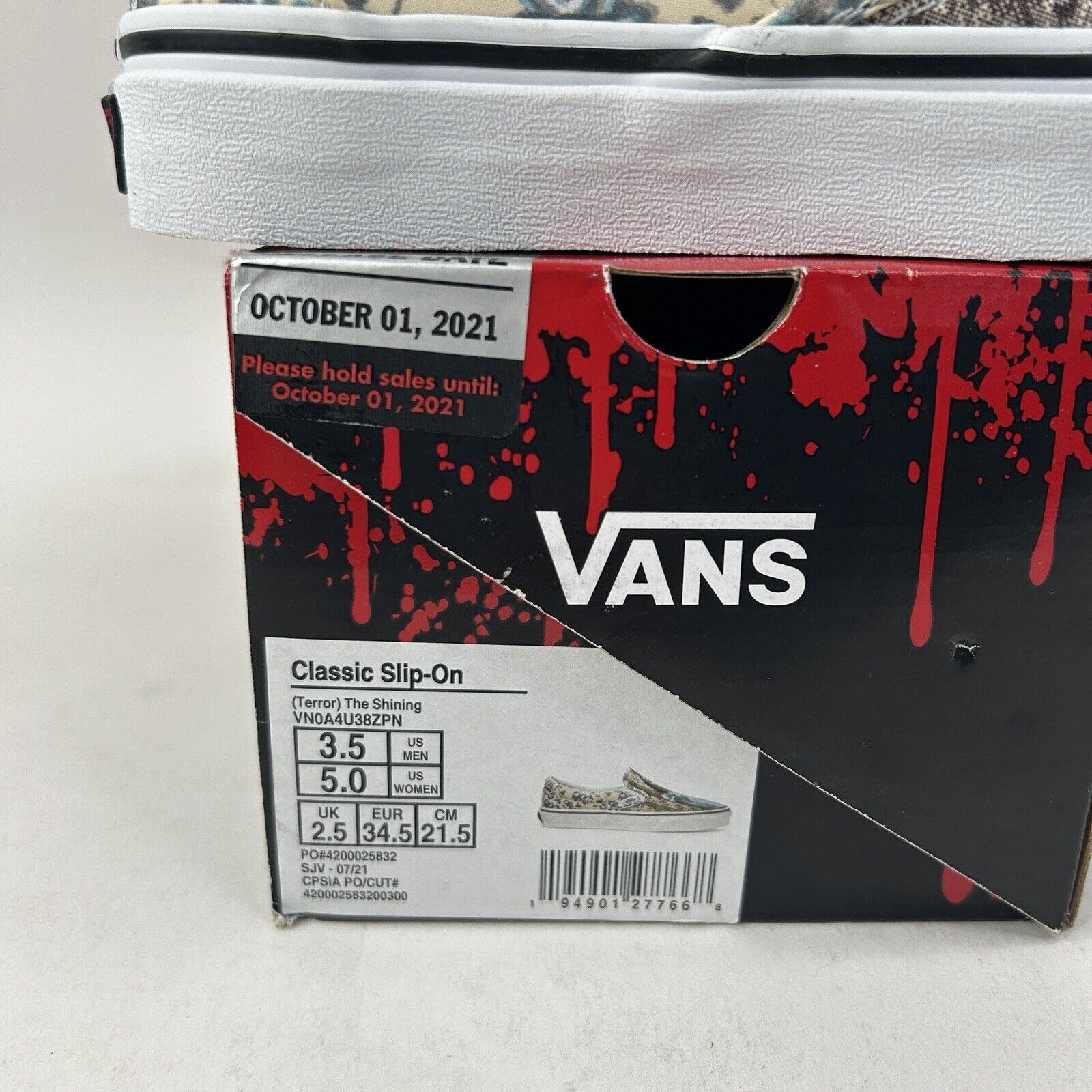 Vans Vans x House Of Terror Classic Slip-On “The Shining” 2024 Size US 5 / IT 35 - 5 Thumbnail