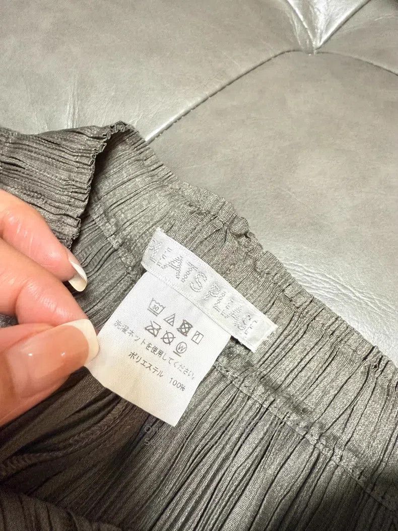 Issey Miyake Issey Miyake size:3 Military Green Cropped Pants Size 31" - 3 Thumbnail