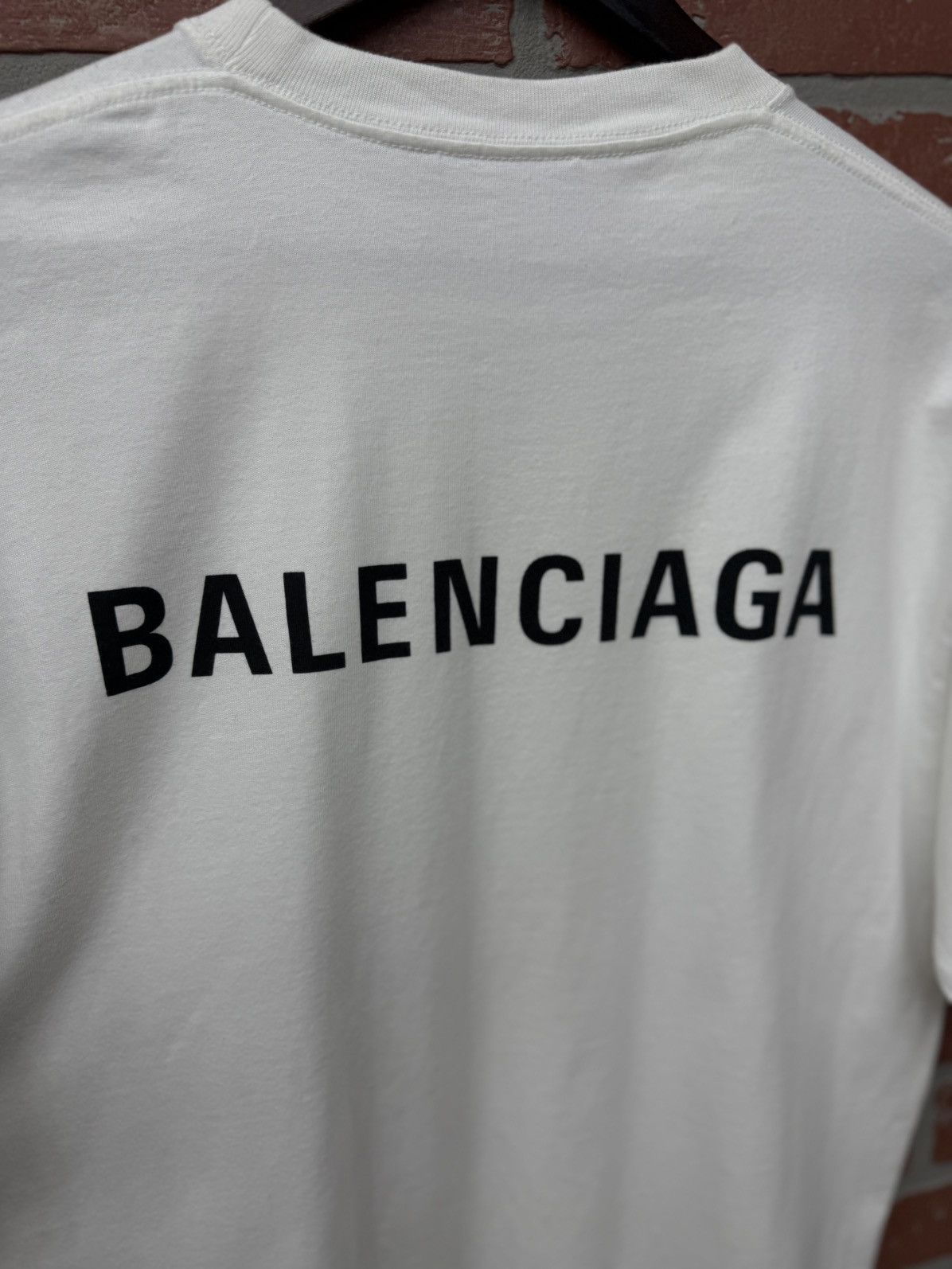 Balenciaga Balenciaga White Tee Shirt Back Logo $695 Retail Size XS Size US XS / EU 42 / 0 - 13 Thumbnail
