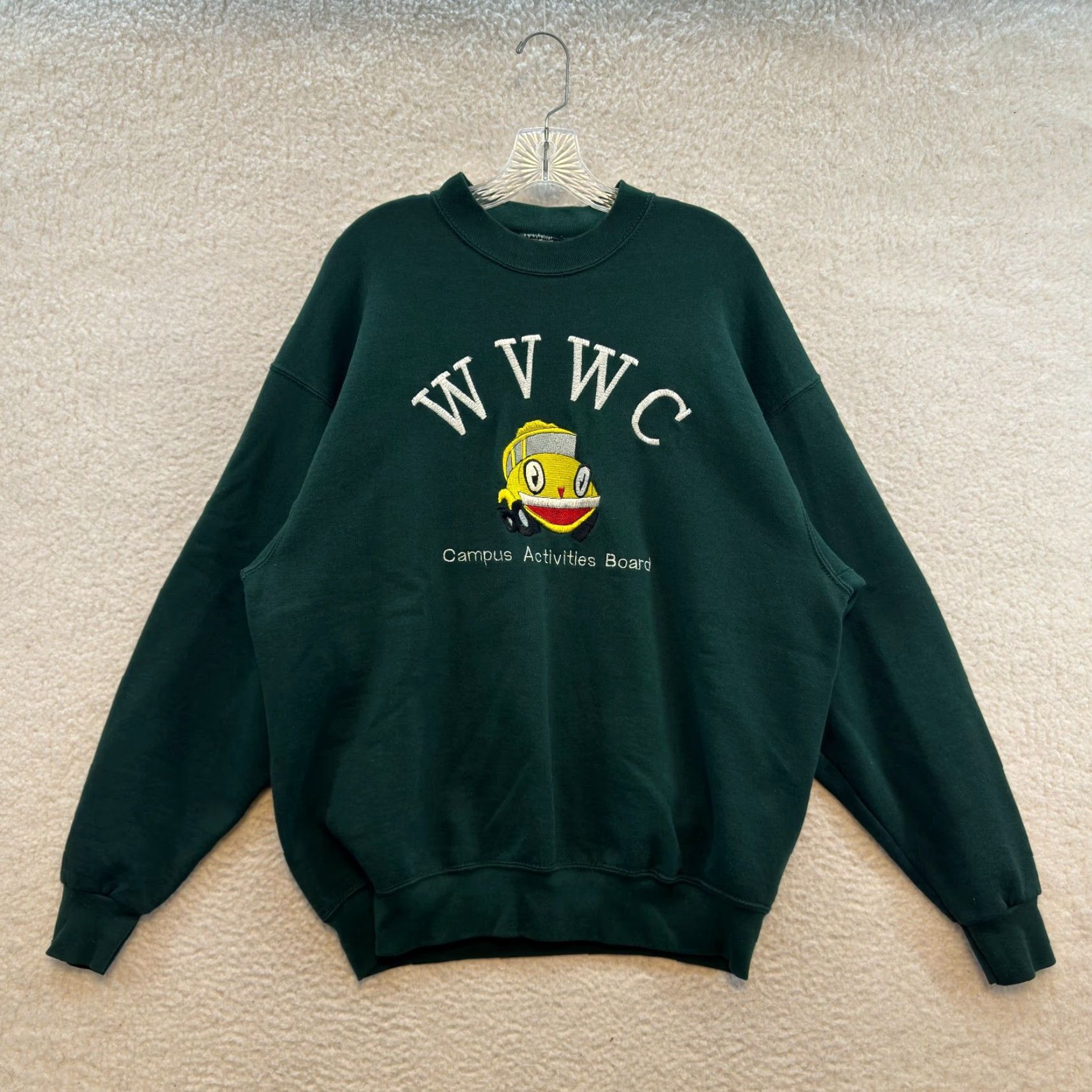 Fruit Of The Loom VINTAGE Fruit of the Loom Sweatshirt XL Hunter WVWC Campus Activities Board Bus Green 1990s Mens Size US XL / EU 56 / 4 - 2 Thumbnail