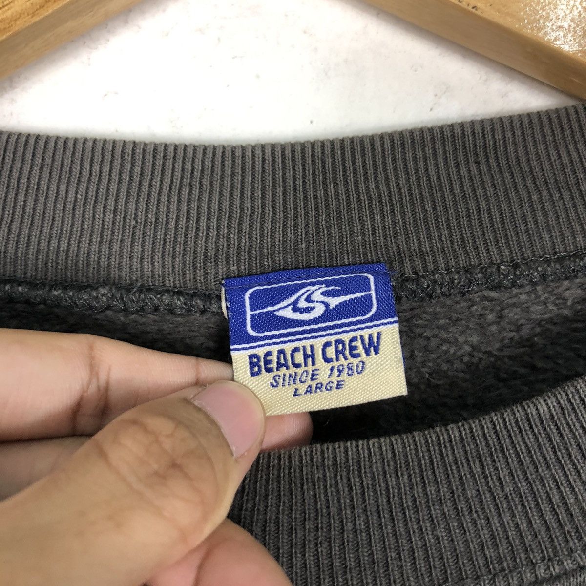 Japanese Brand × Vintage Vintage Beach Crew International Surfing Team Sweatshirt #A1 Size US L / EU 52-54 / 3 - 13 Thumbnail
