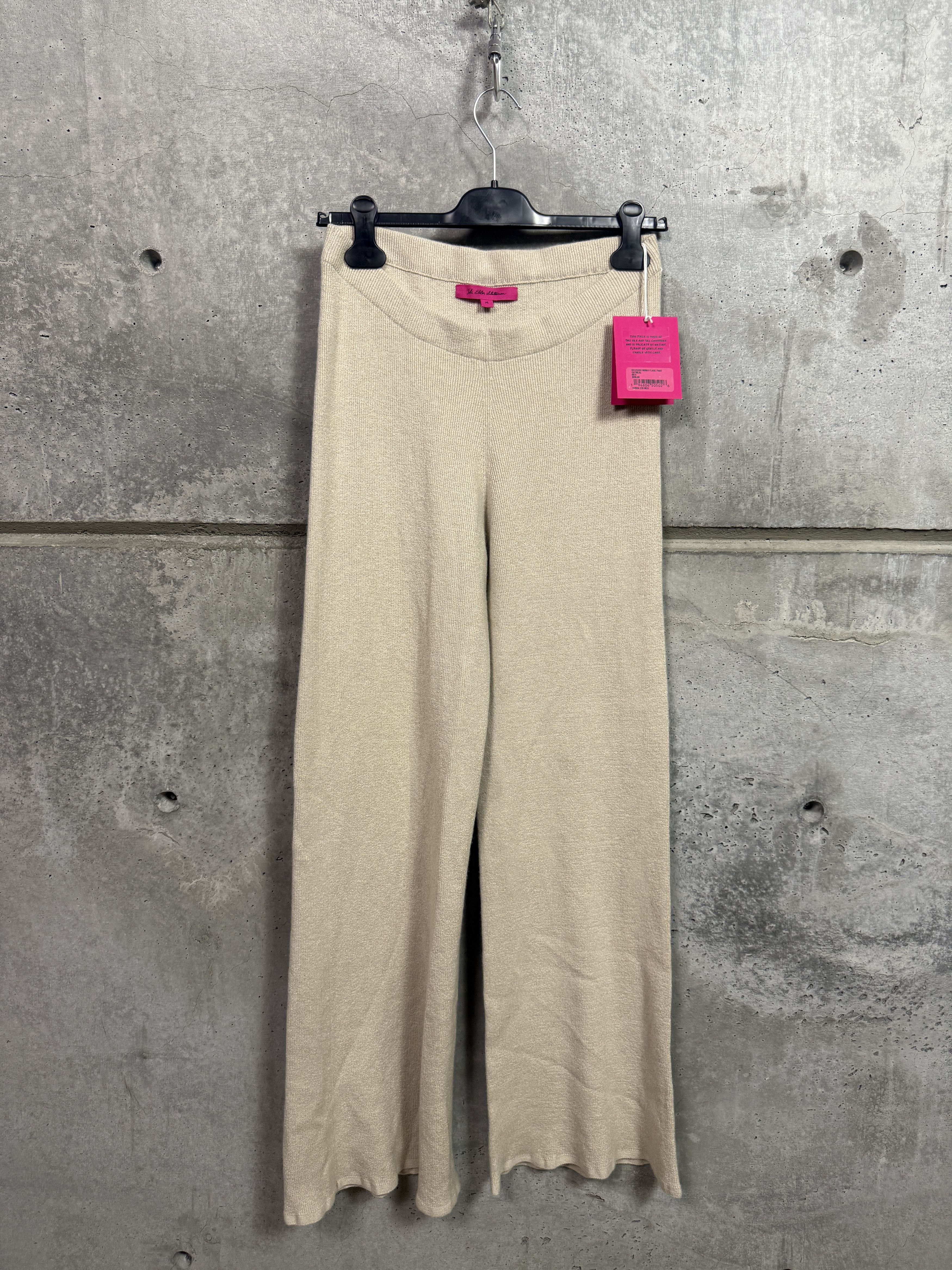 The Elder Statesman $895 The Elder Statesman Delicash Oatmeal Flare Pant Size 30" / US 8 / IT 44 - 8 Thumbnail