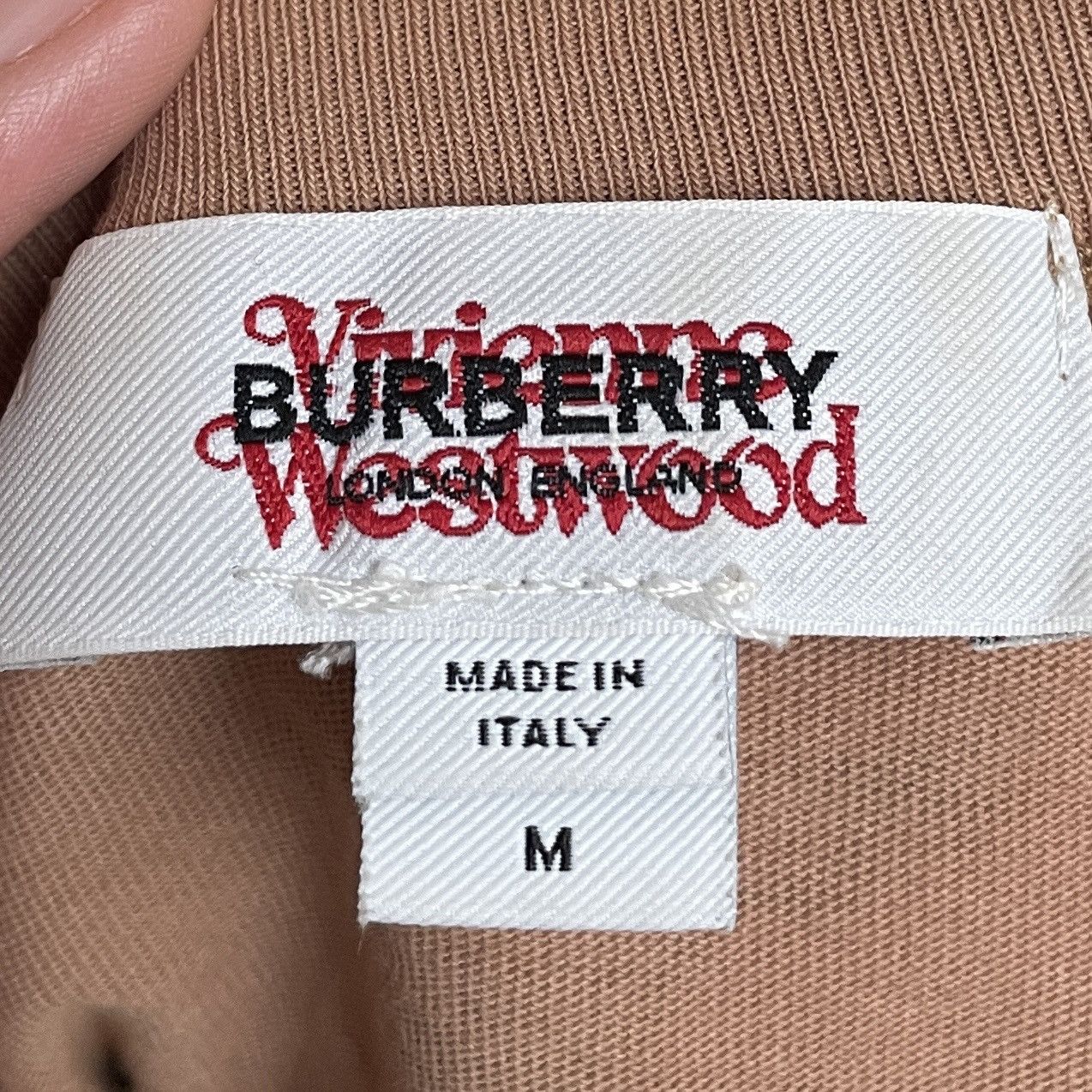 Vivienne Westwood Vivienne Westwood X Burberry T-shirt 2000s Size US M / EU 48-50 / 2 - 9 Thumbnail