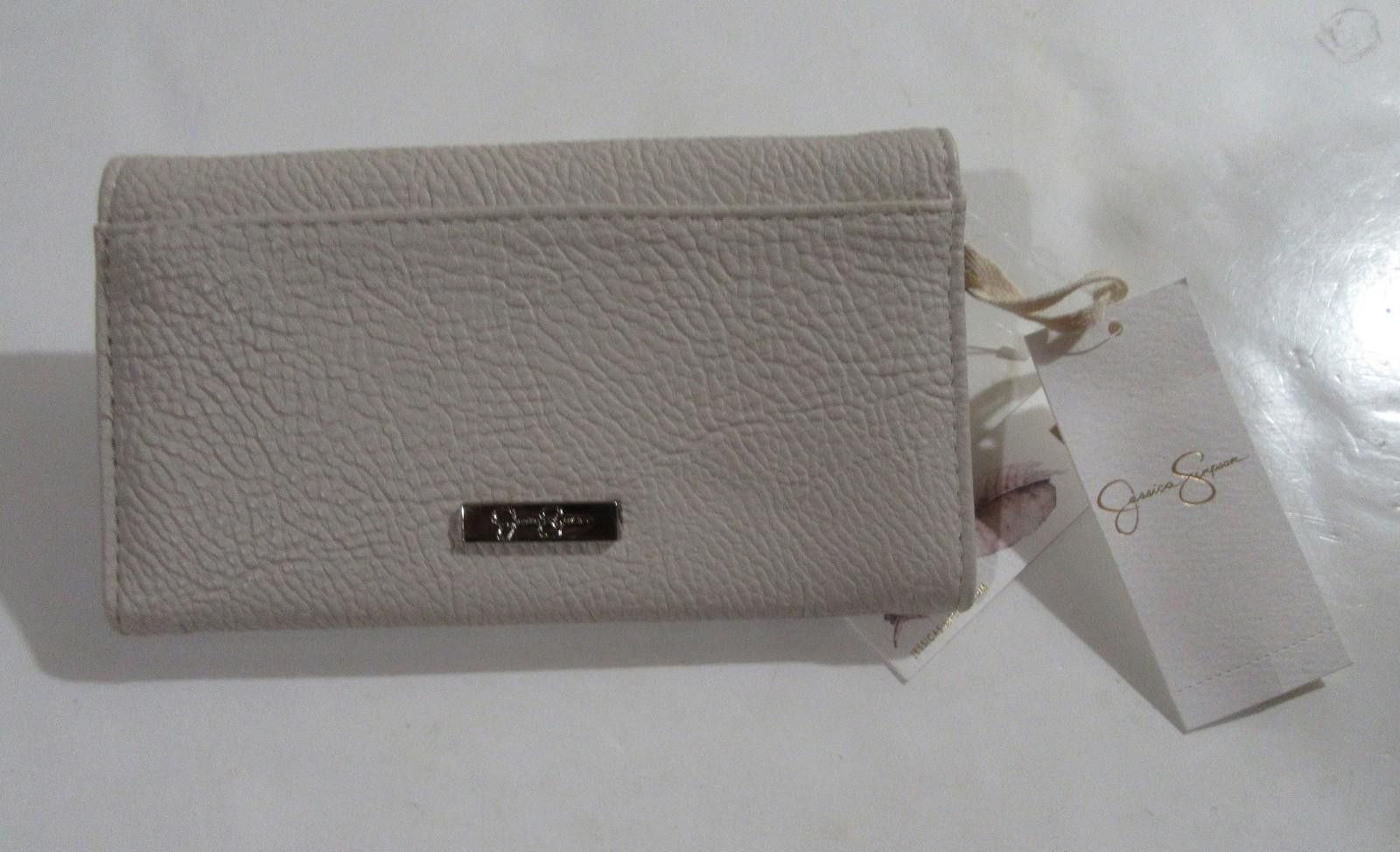 Other Jessica Simpson Linea Trifold Wallet Parchment Fog Grey Size ONE SIZE - 2 Thumbnail