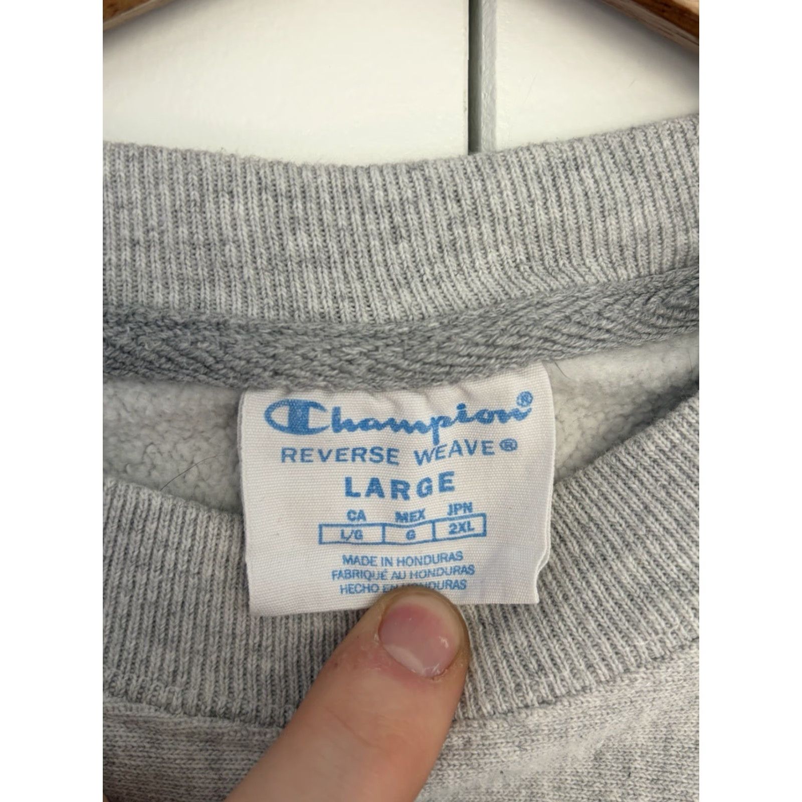 Champion VINTAGE Champion Reverse Weave Sweatshirt Purdue Boilermakers L Mens Gray Embroidered Logo 90s College Preppy University Size US L / EU 52-54 / 3 - 6 Thumbnail