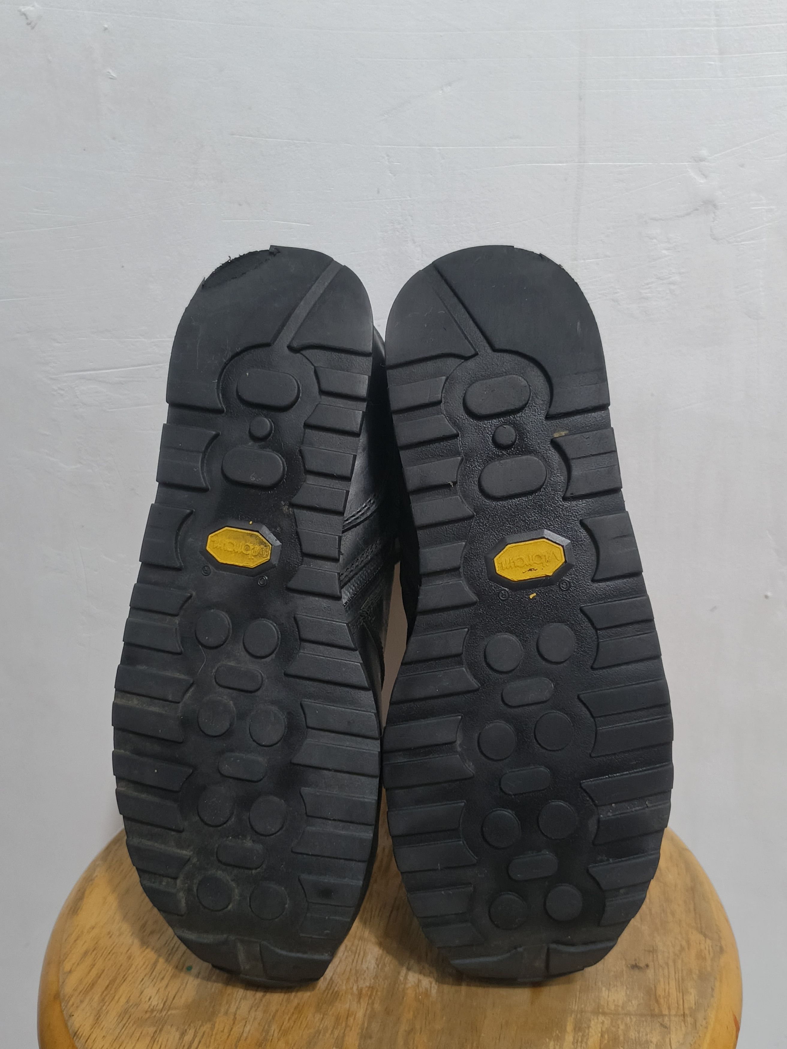 The Viridi-anne The Viridi-anne - 15AW - Side Zip Midcut Sneakers Size US 9.5 / EU 42-43 - 6 Thumbnail