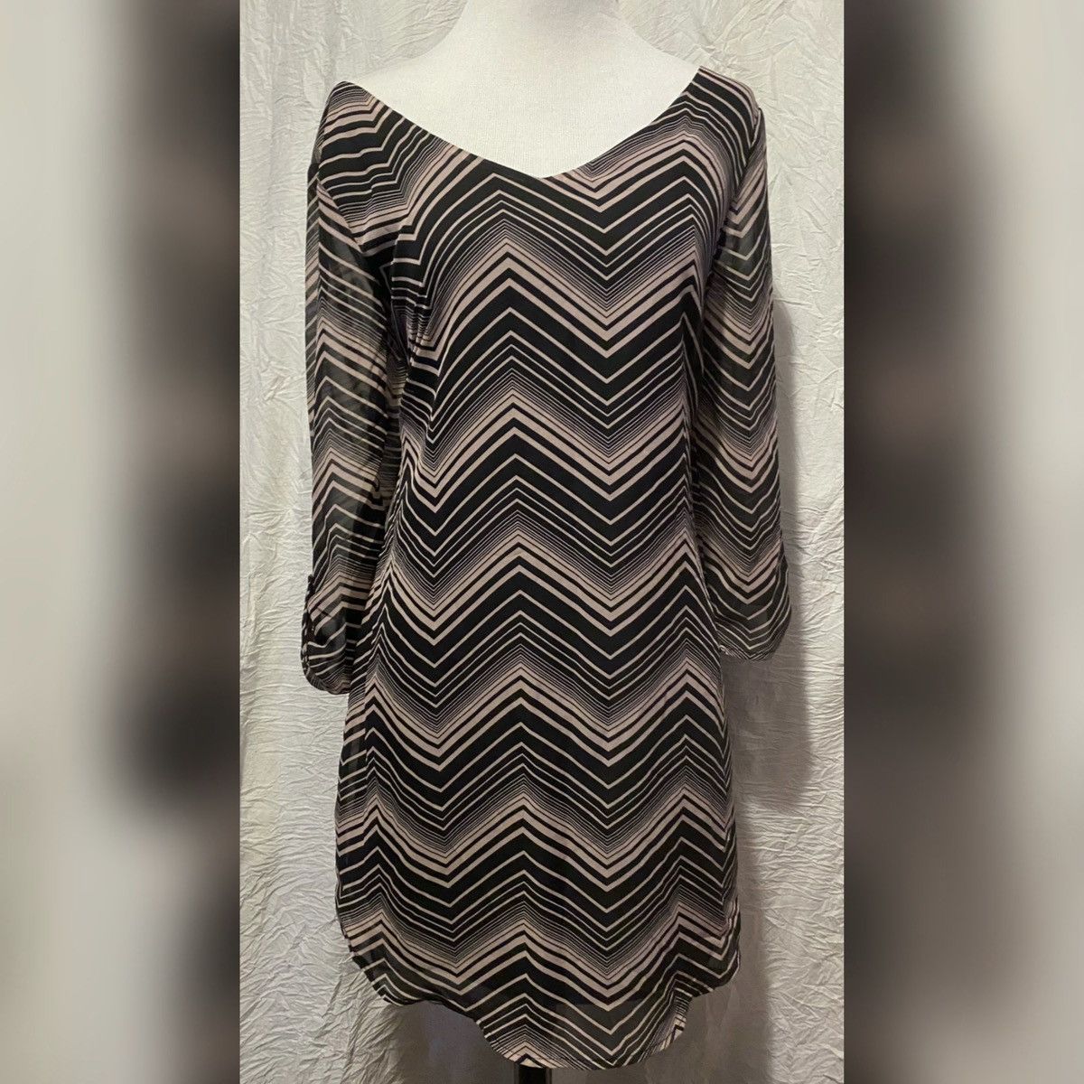 Nordstrom Retro, Lily Rose, Black and Pink, Chevron, Shift Dress Size S / US 4 / IT 40 - 3 Thumbnail