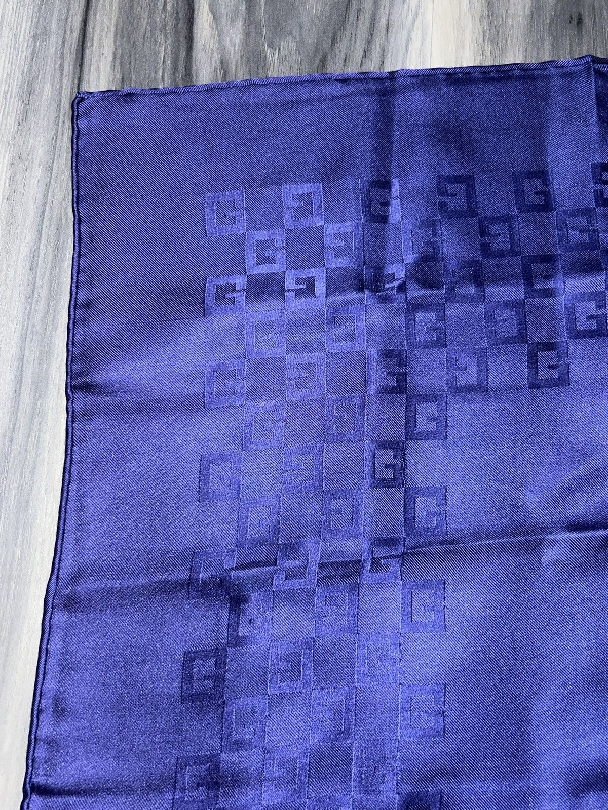 Givenchy Vintage Givenchy G logo Blue Silk Scarf w COA Size ONE SIZE - 7 Thumbnail