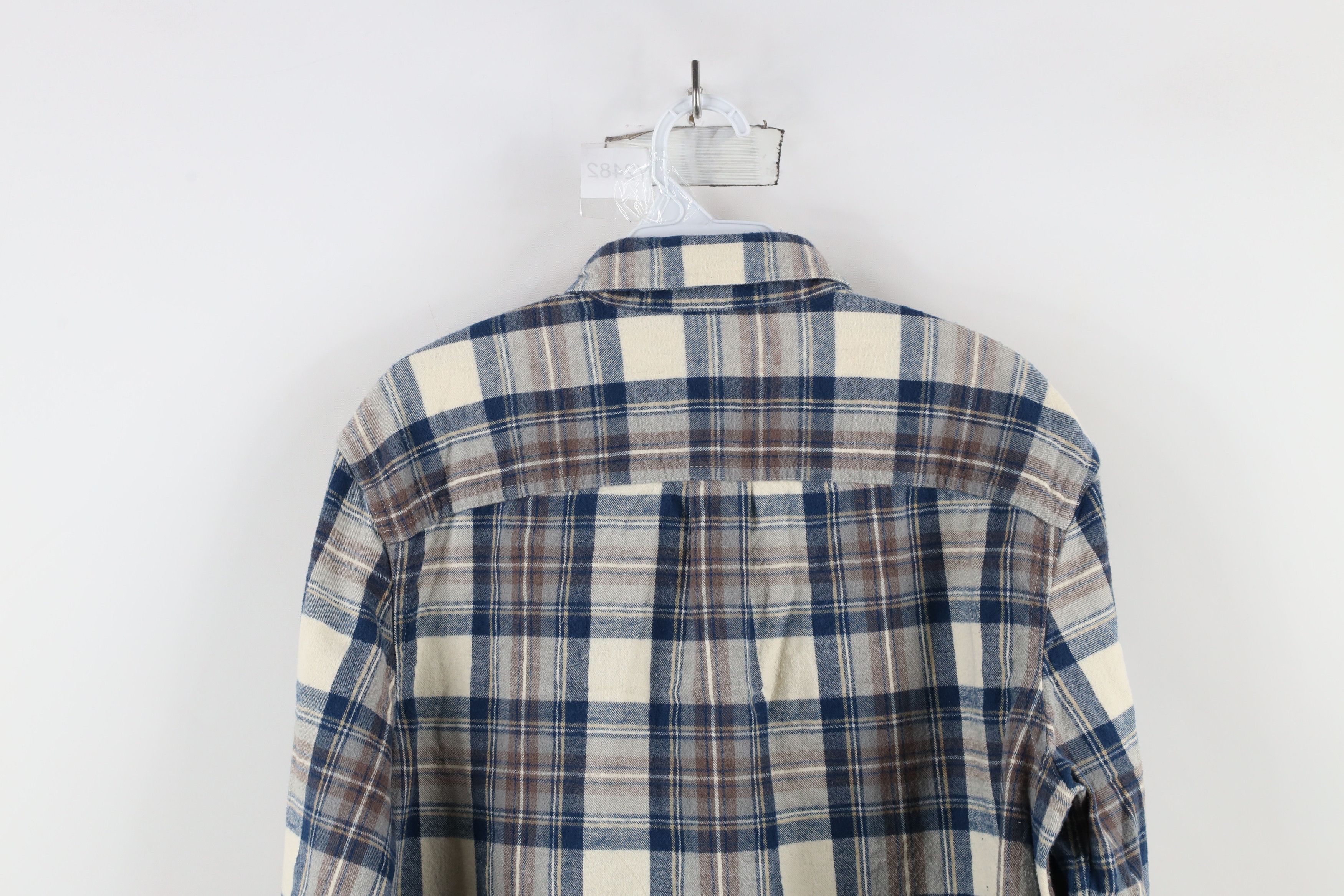 L.L. Bean × Vintage Vintage LL Bean Fitted Flannel Collared Button Down Shirt Size US M / EU 48-50 / 2 - 8 Thumbnail