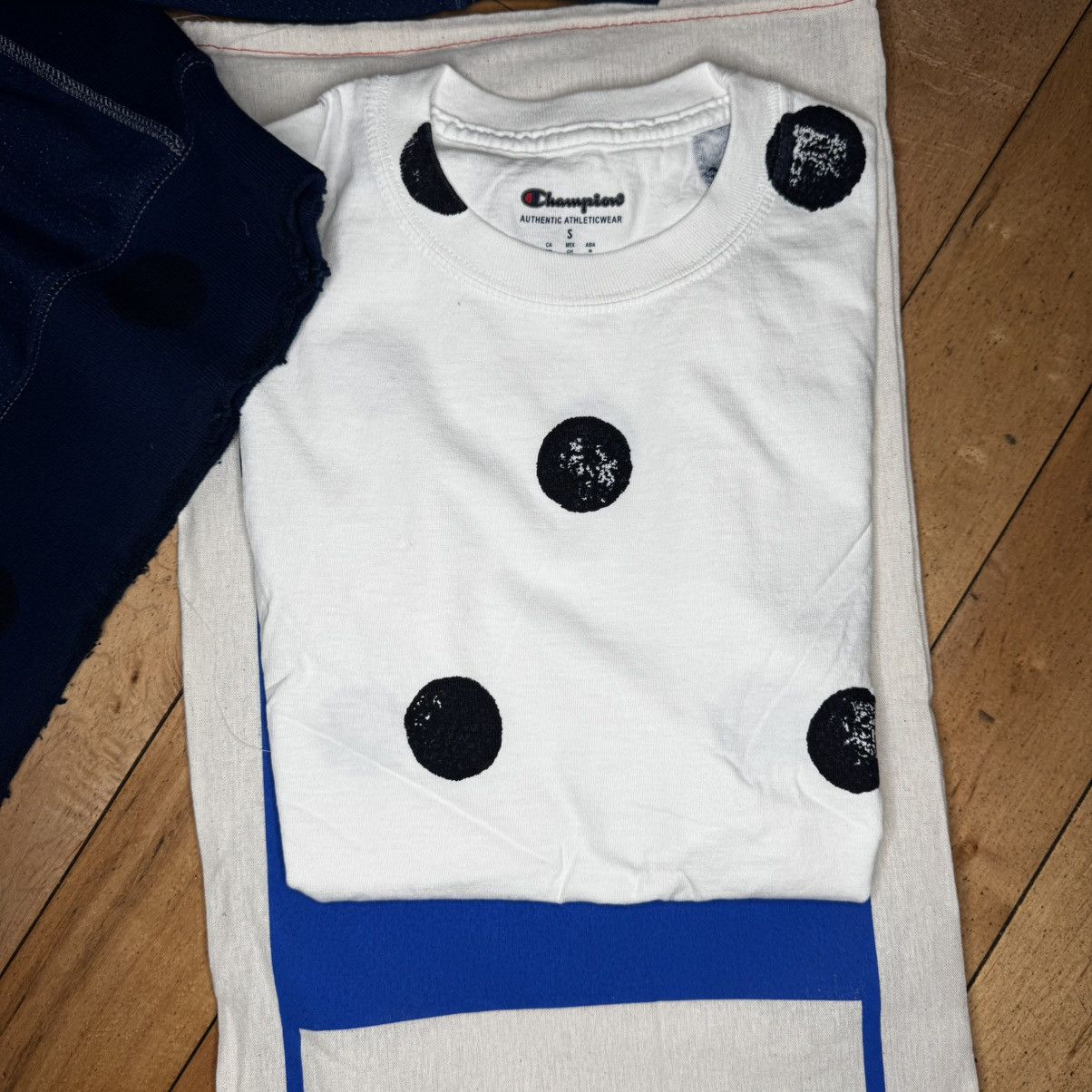 Champion Champion Reverse Weave X The Dot Store Japan T-Shirt Sz S Size US S / EU 44-46 / 1 - 6 Thumbnail