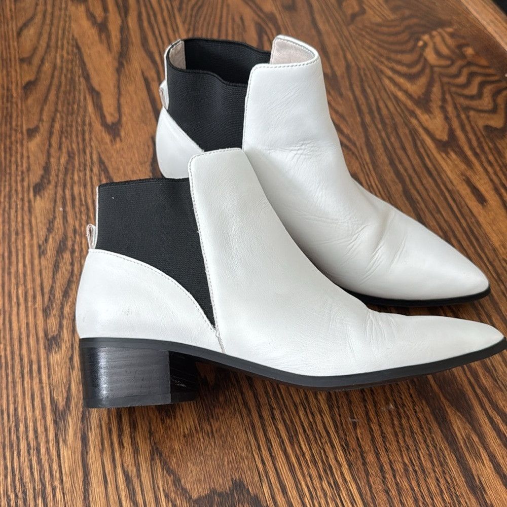 Other Halogen Skylar White Leather Pointy Toe Bootie. Black elast Size US 7 / IT 37 - 2 Thumbnail