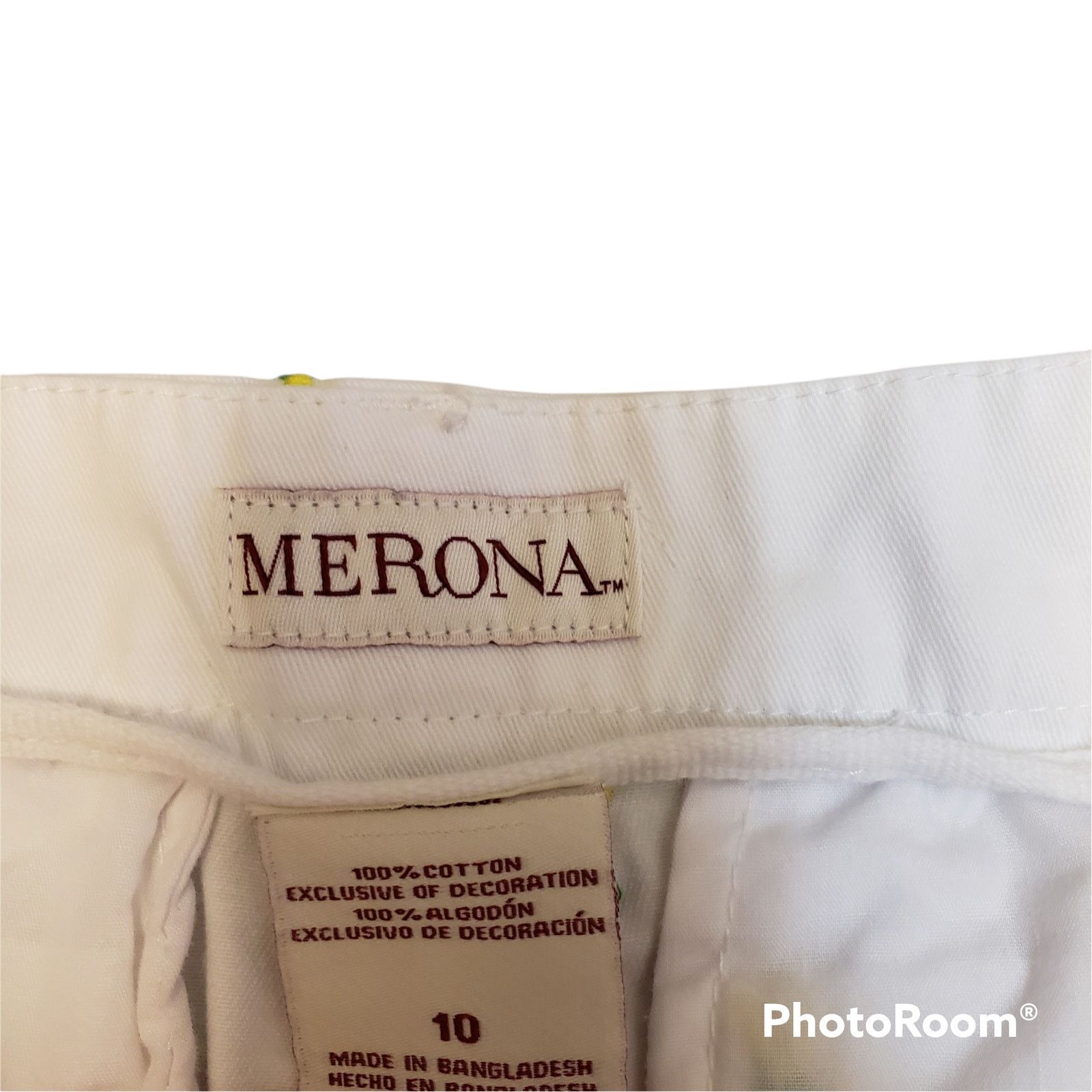Merona Merona Shorts Womens 10 White Yellow Lemon Print Hot Pants Size US 35 - 8 Thumbnail