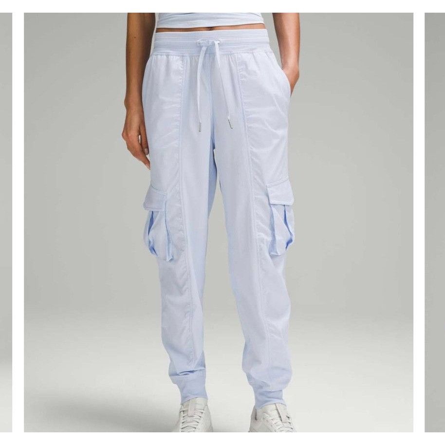 Lululemon Lululemon Dance Studio Cargo Jogger XS Windmill Blue Relaxed Size 26" / US 2 / IT 38 - 1 Thumbnail
