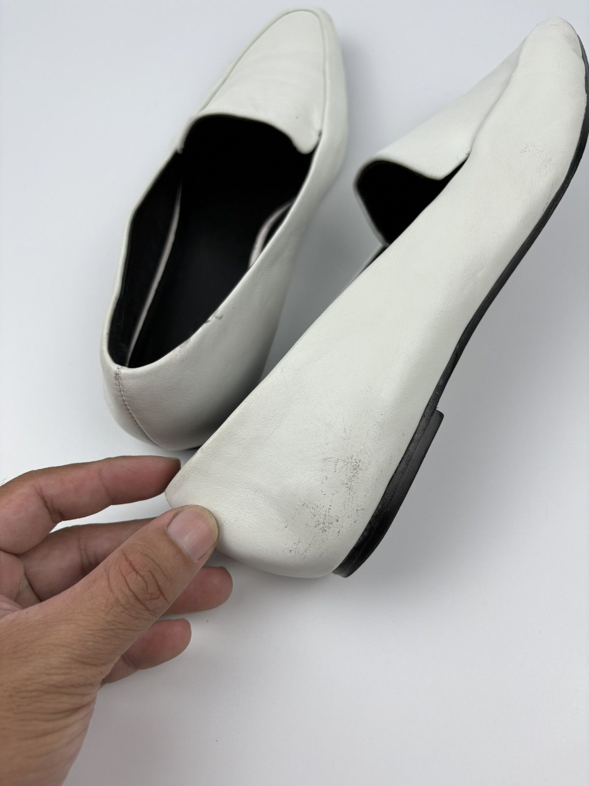 The Row The Row White Leather Minimal Loafer Size US 9 / IT 39 - 7 Thumbnail