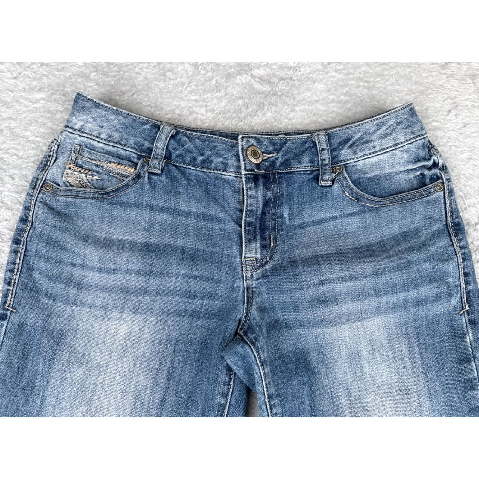 Vintage Maurices Jeans Womens Capri Cotton Blue Denim 2 29x23 Low Embroidered 5-Pocket Distressed Comfort Stretch Size 26" / US 2 / IT 38 - 4 Thumbnail