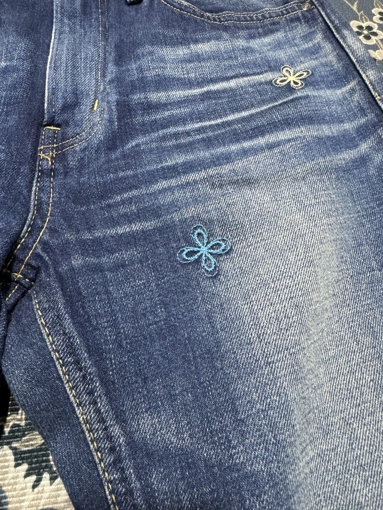 Beauty Beast × Edwin × Japanese Brand Japanese Brand Edwin Embroider Denim Tear Selvadge Jeans Size US 30 / EU 46 - 4 Thumbnail