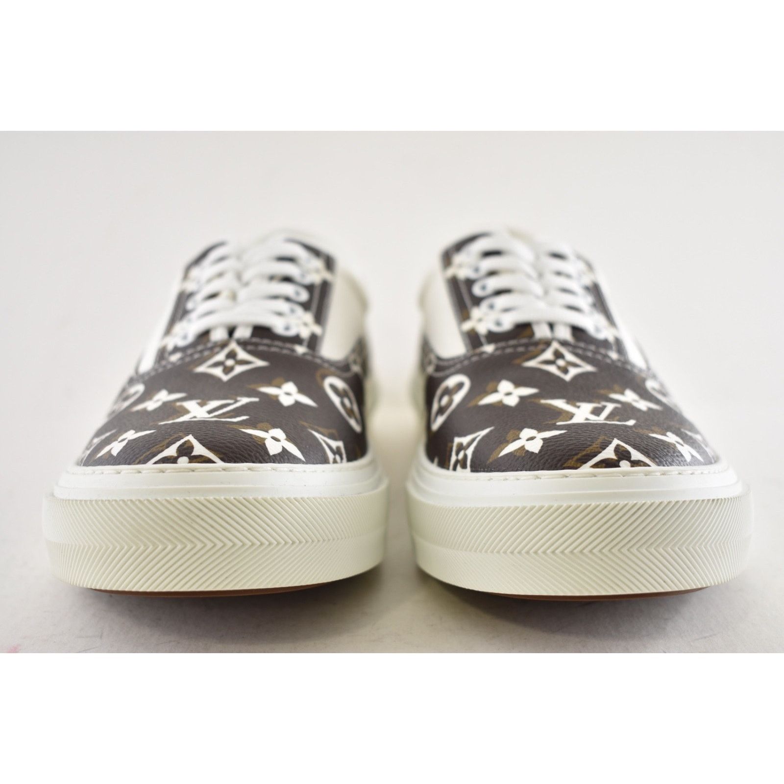 Louis Vuitton Louis Vuitton Trocadero Richelieu White Monogram Logo Low Size US 10 / EU 43 - 5 Thumbnail