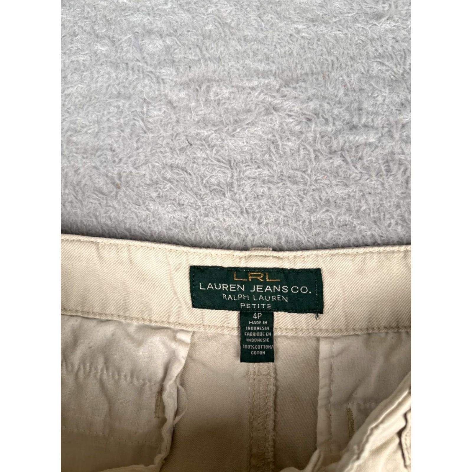 Ralph Lauren Vintage Lauren Ralph Lauren Women's Shorts 4P Beige Cotton Chino Mid Rise 6in Inseam Casual Activewear Summer Size 27" / US 4 / IT 40 - 7 Thumbnail